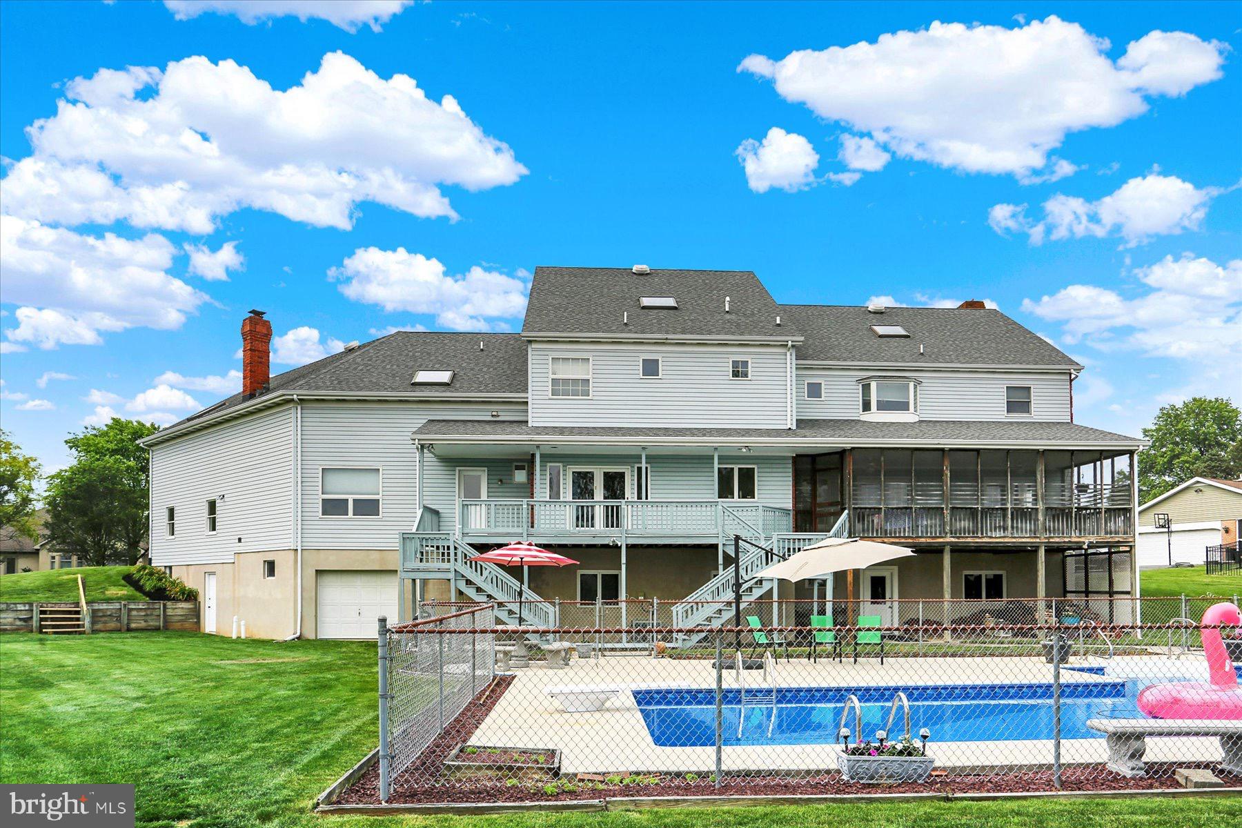 PALMYRA BOROUGH - Residential