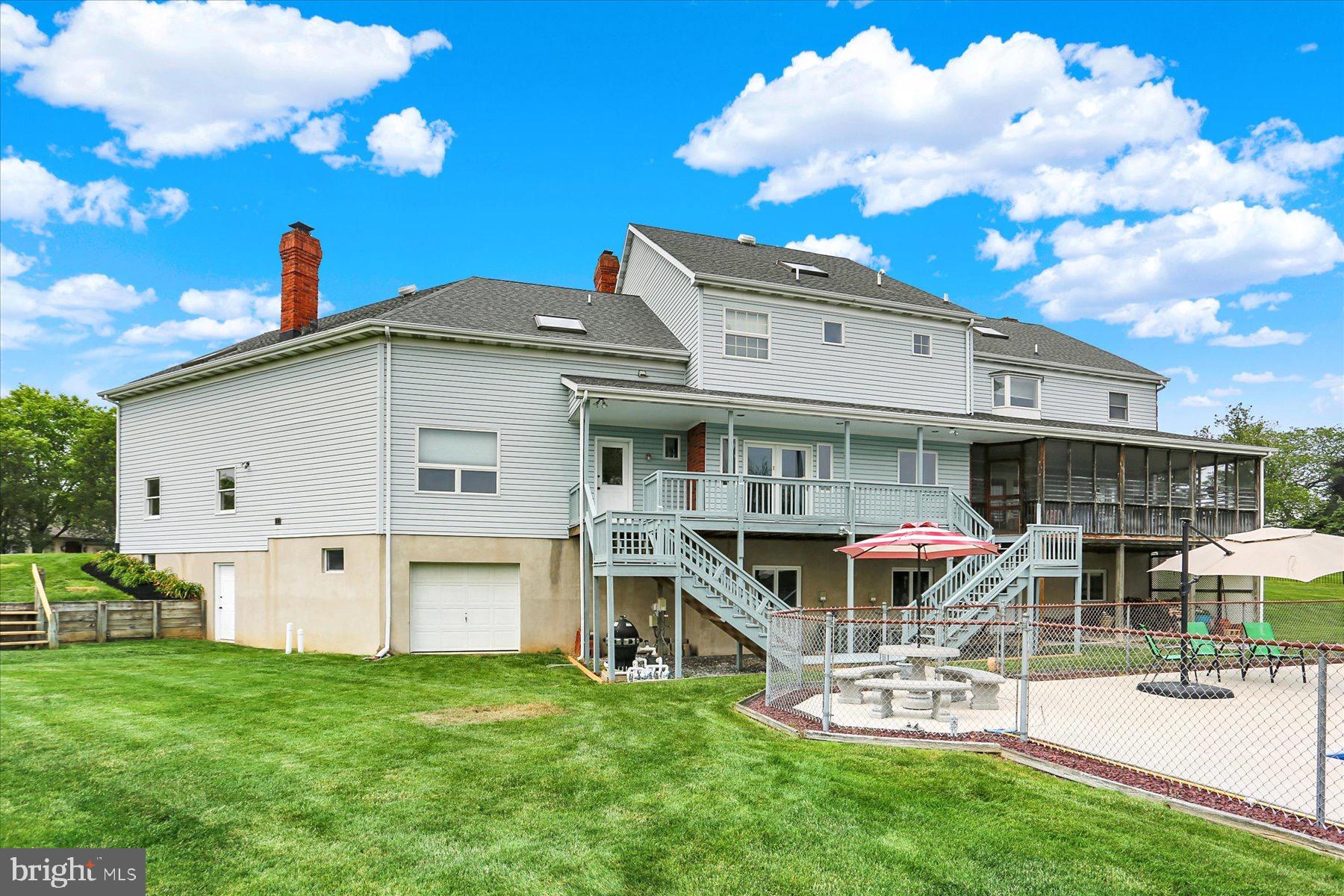 PALMYRA BOROUGH - Residential