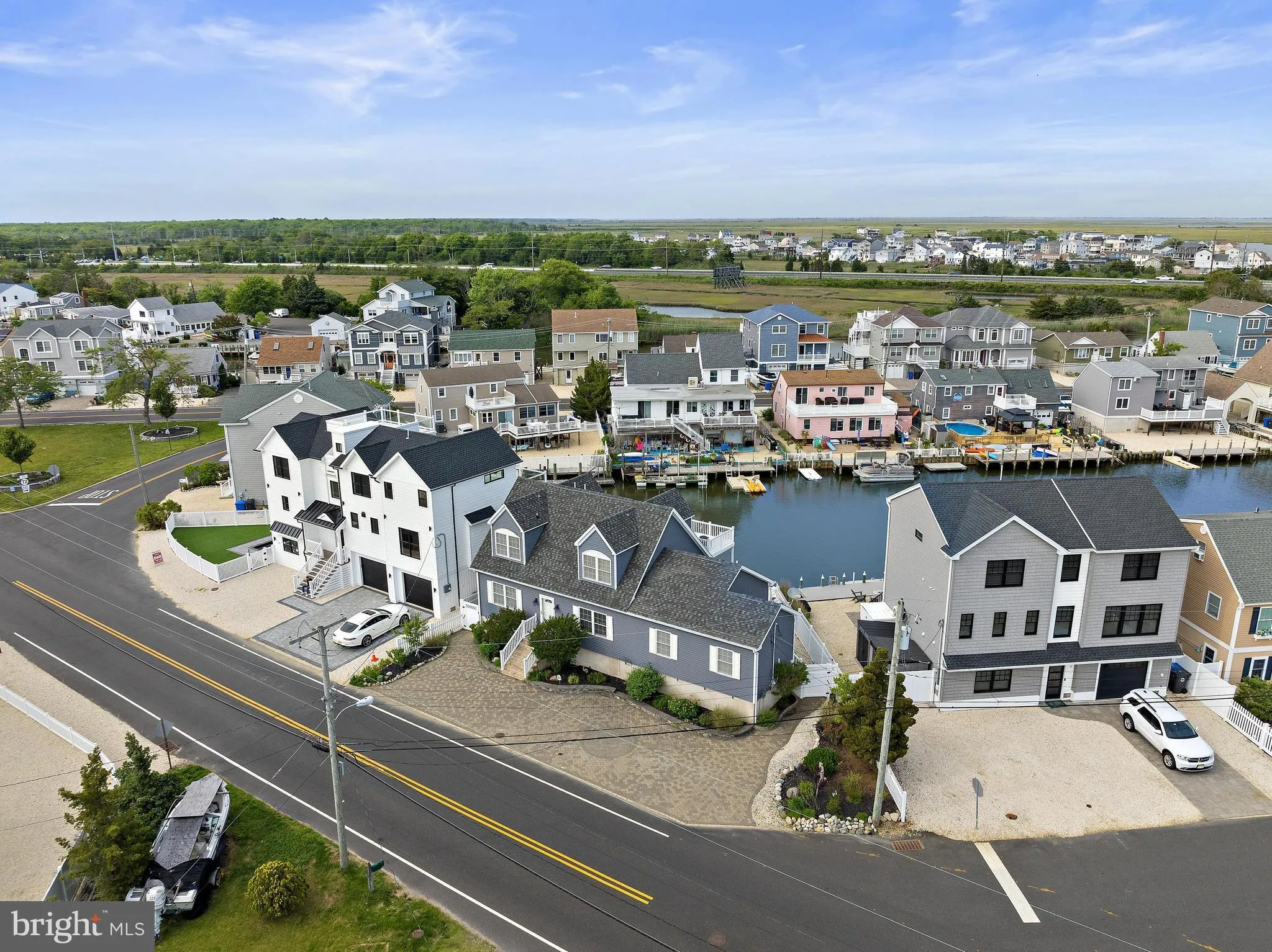 Manahawkin, New Jersey 08050, United States, 3 Bedrooms Bedrooms, ,4 BathroomsBathrooms,Residential,Active,150874