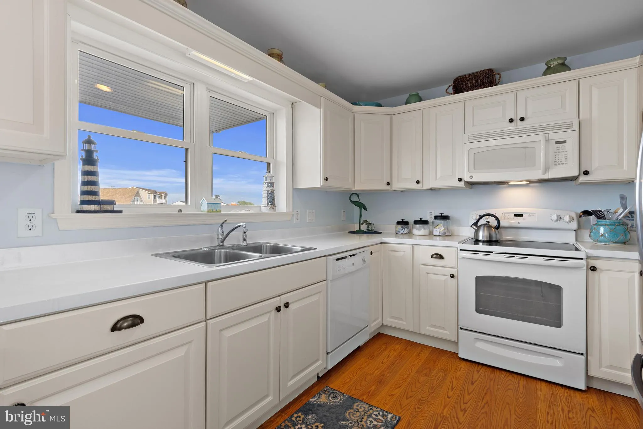 Manahawkin, New Jersey 08050, United States, 3 Bedrooms Bedrooms, ,4 BathroomsBathrooms,Residential,Active,150874