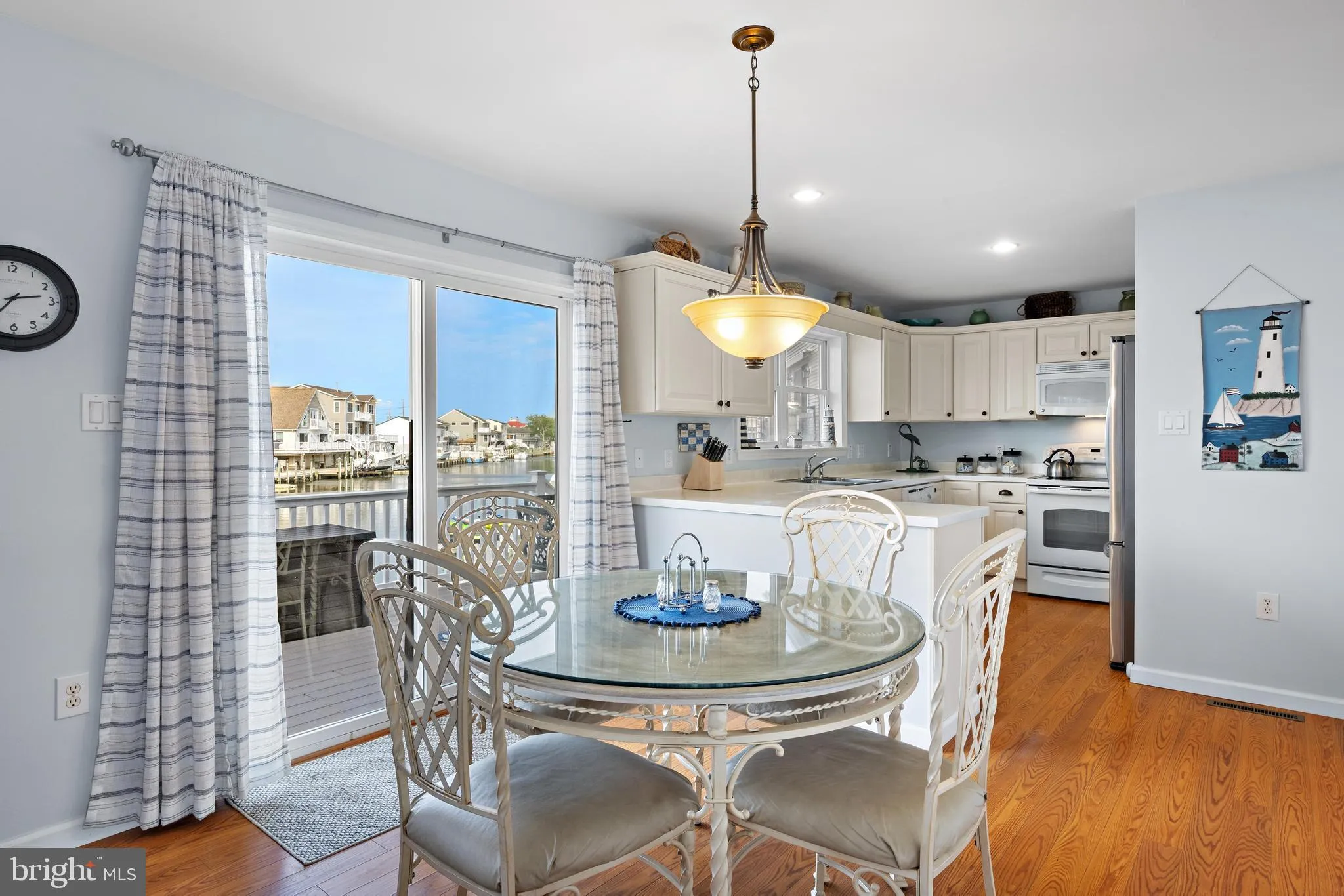 Manahawkin, New Jersey 08050, United States, 3 Bedrooms Bedrooms, ,4 BathroomsBathrooms,Residential,Active,150874