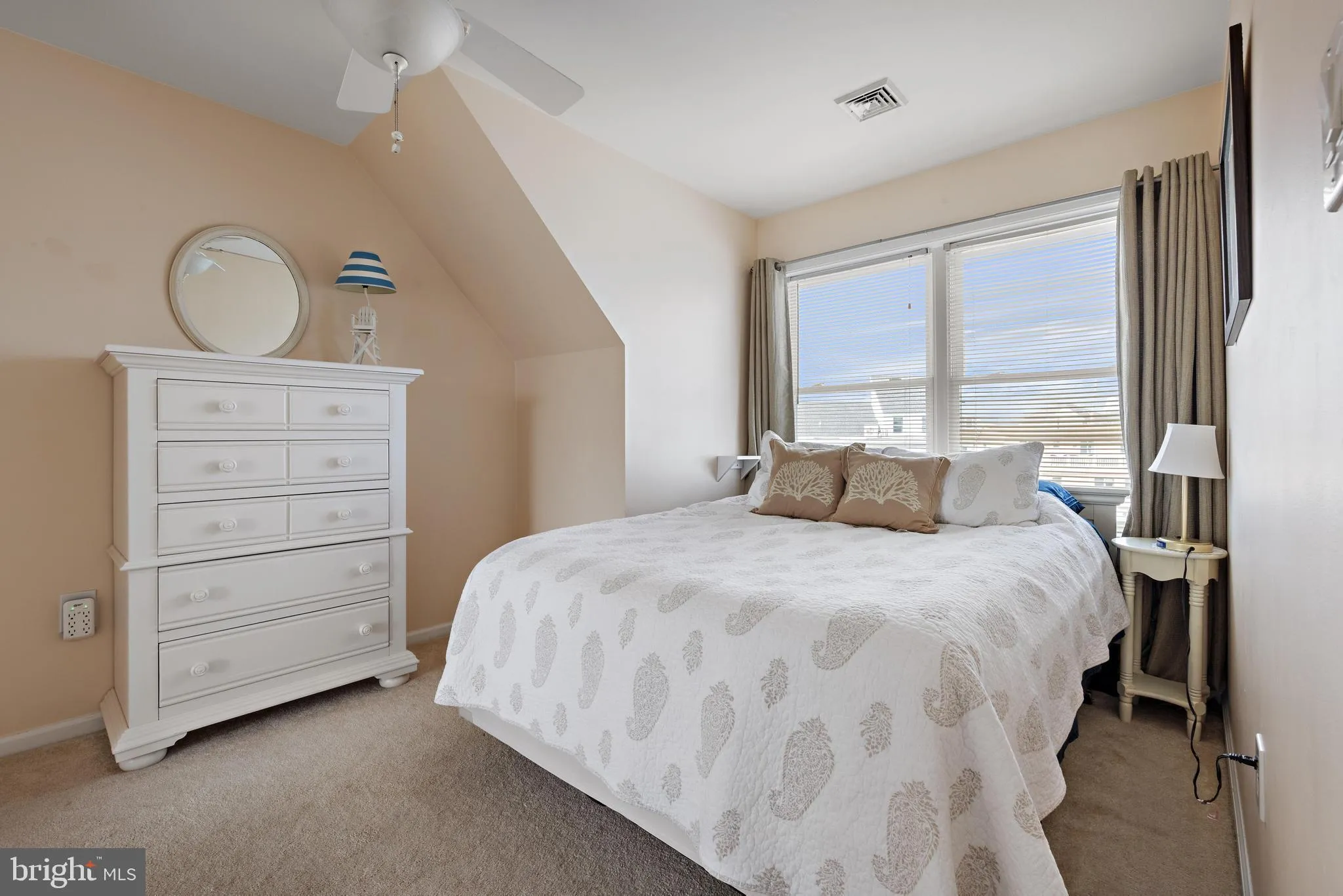 Manahawkin, New Jersey 08050, United States, 3 Bedrooms Bedrooms, ,4 BathroomsBathrooms,Residential,Active,150874