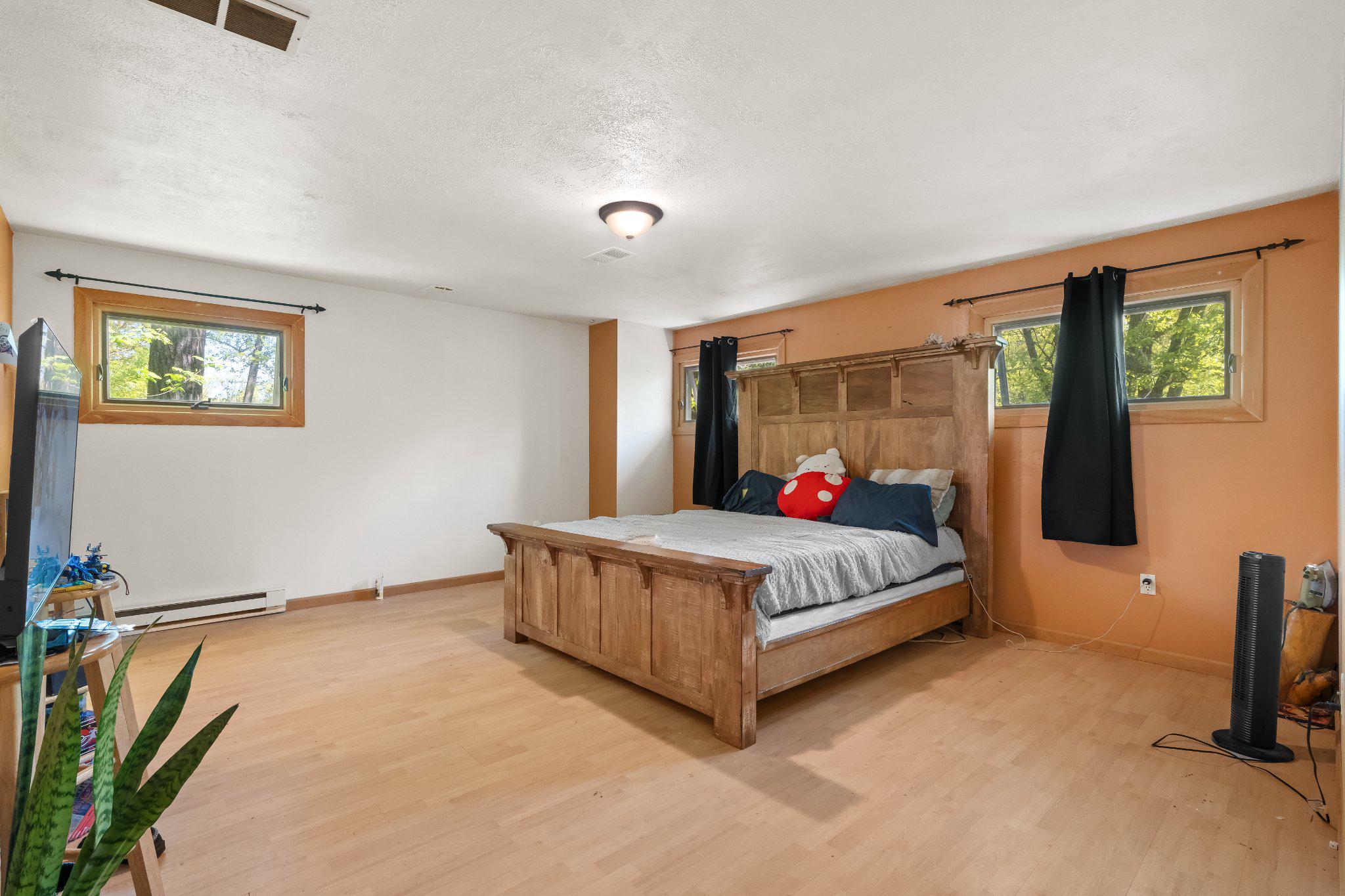 ALLENTOWN - Residential