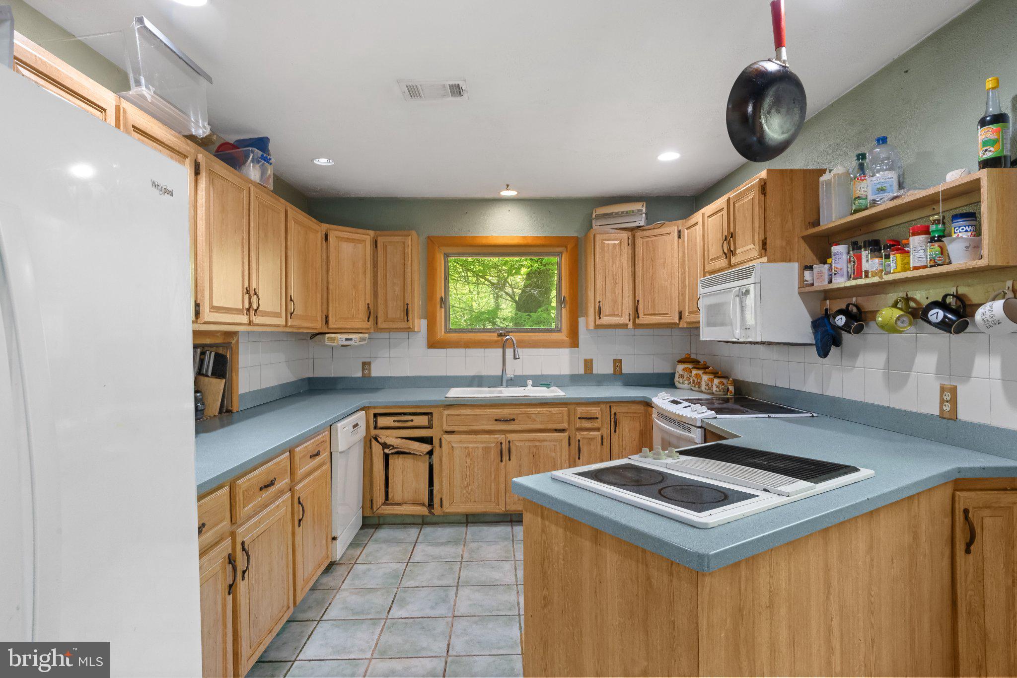 ALLENTOWN - Residential