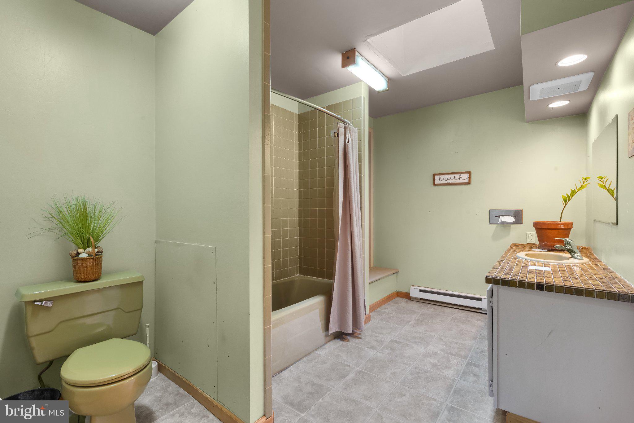 ALLENTOWN - Residential