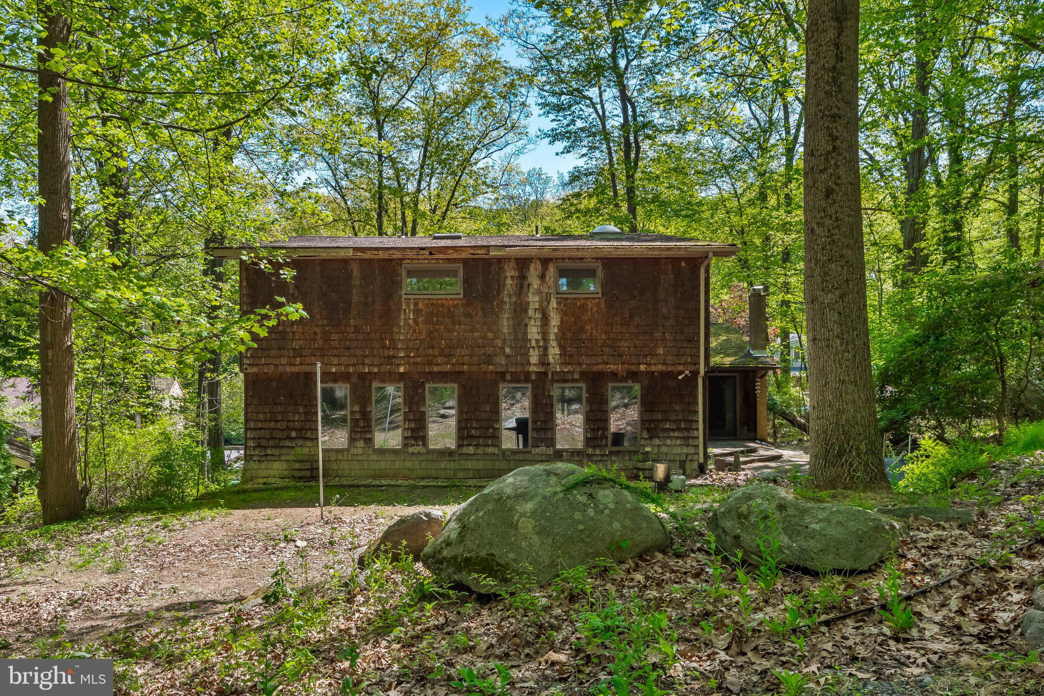 ALLENTOWN - Residential