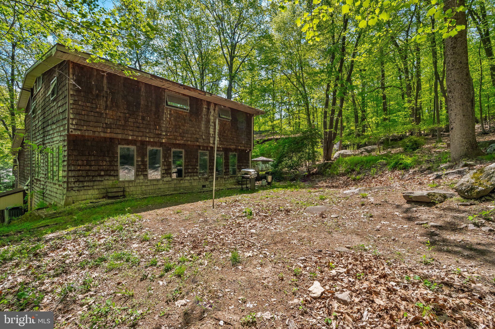 ALLENTOWN - Residential
