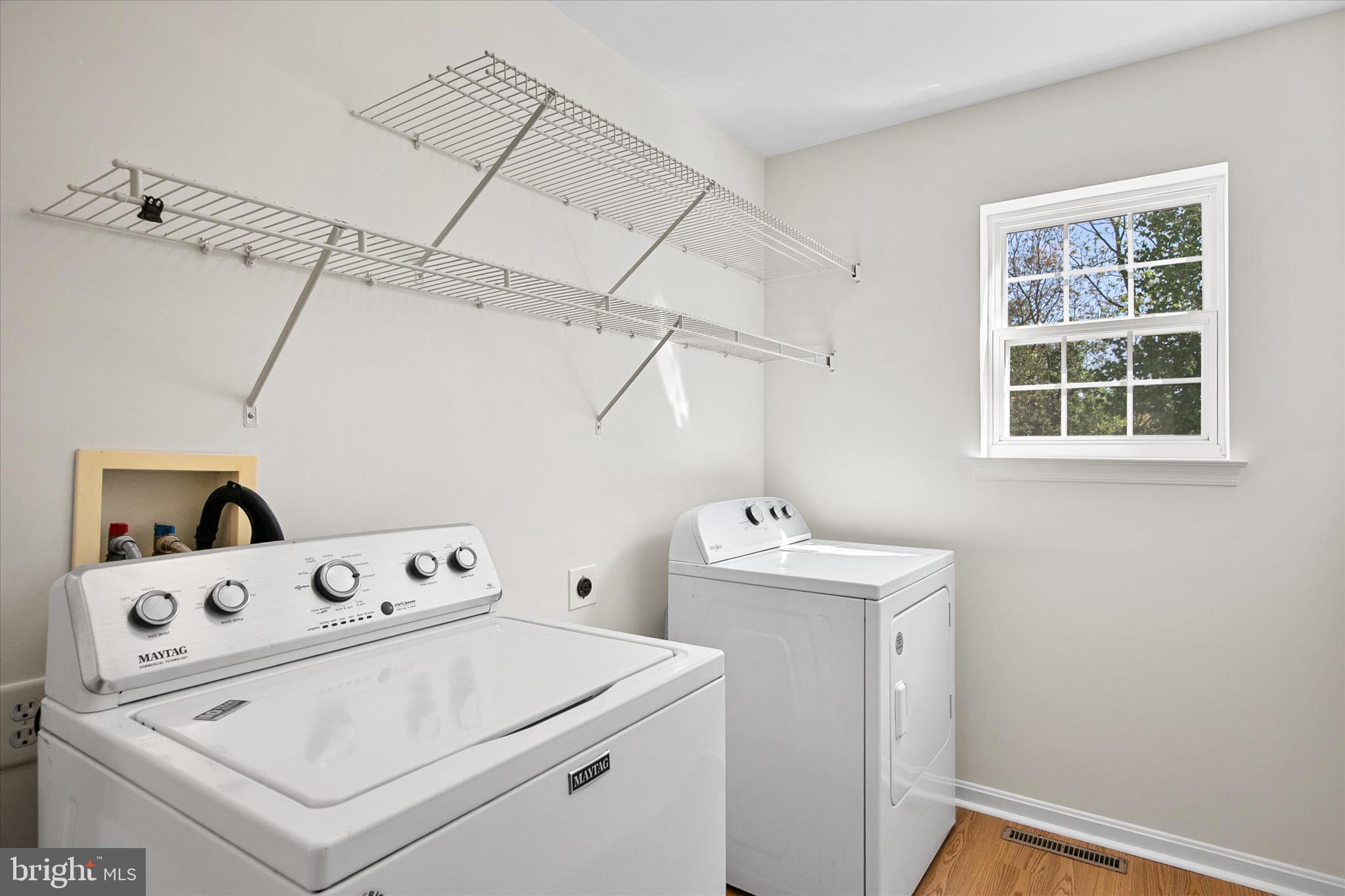 SEAWINDS - Residential