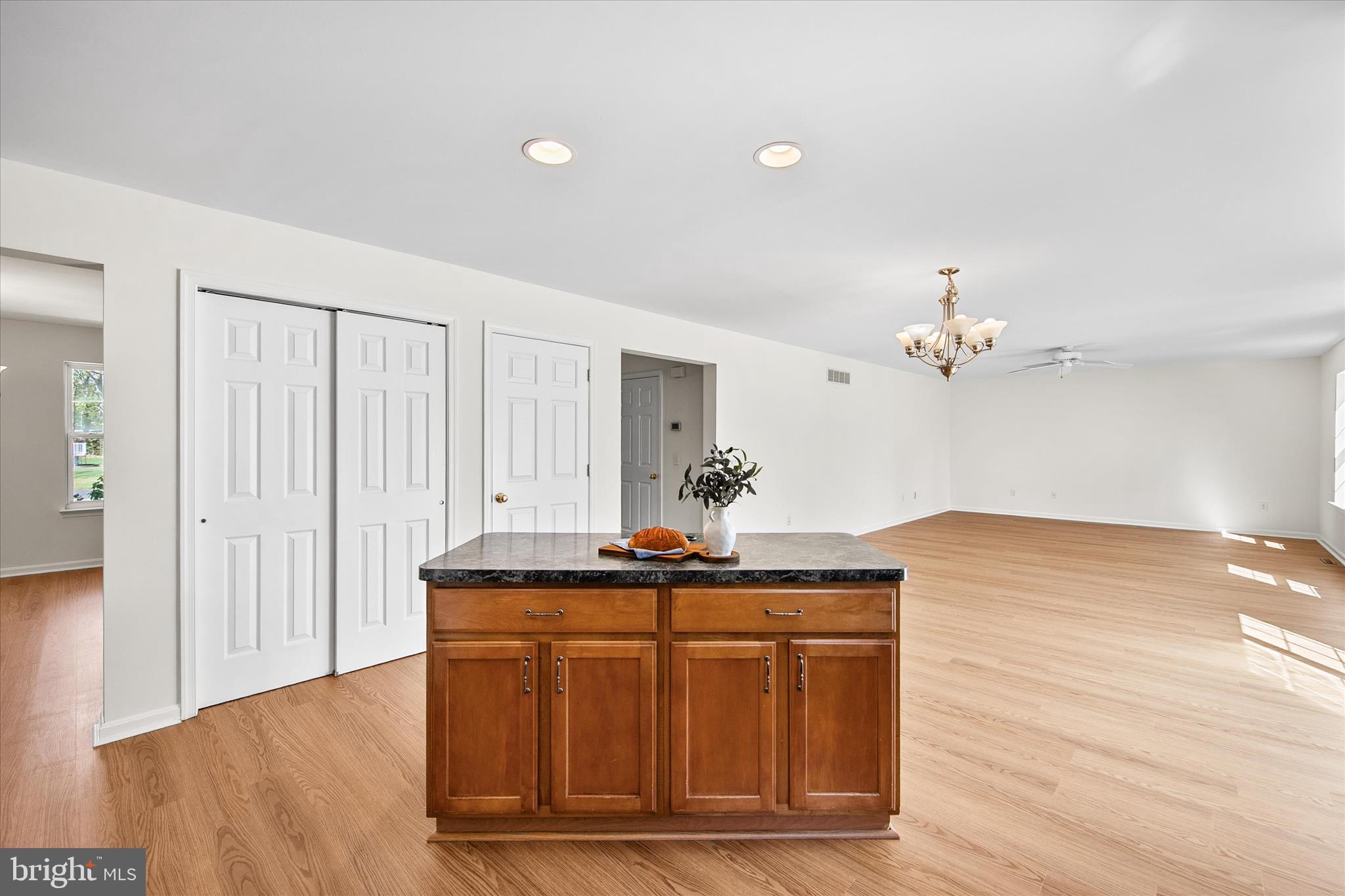 SEAWINDS - Residential