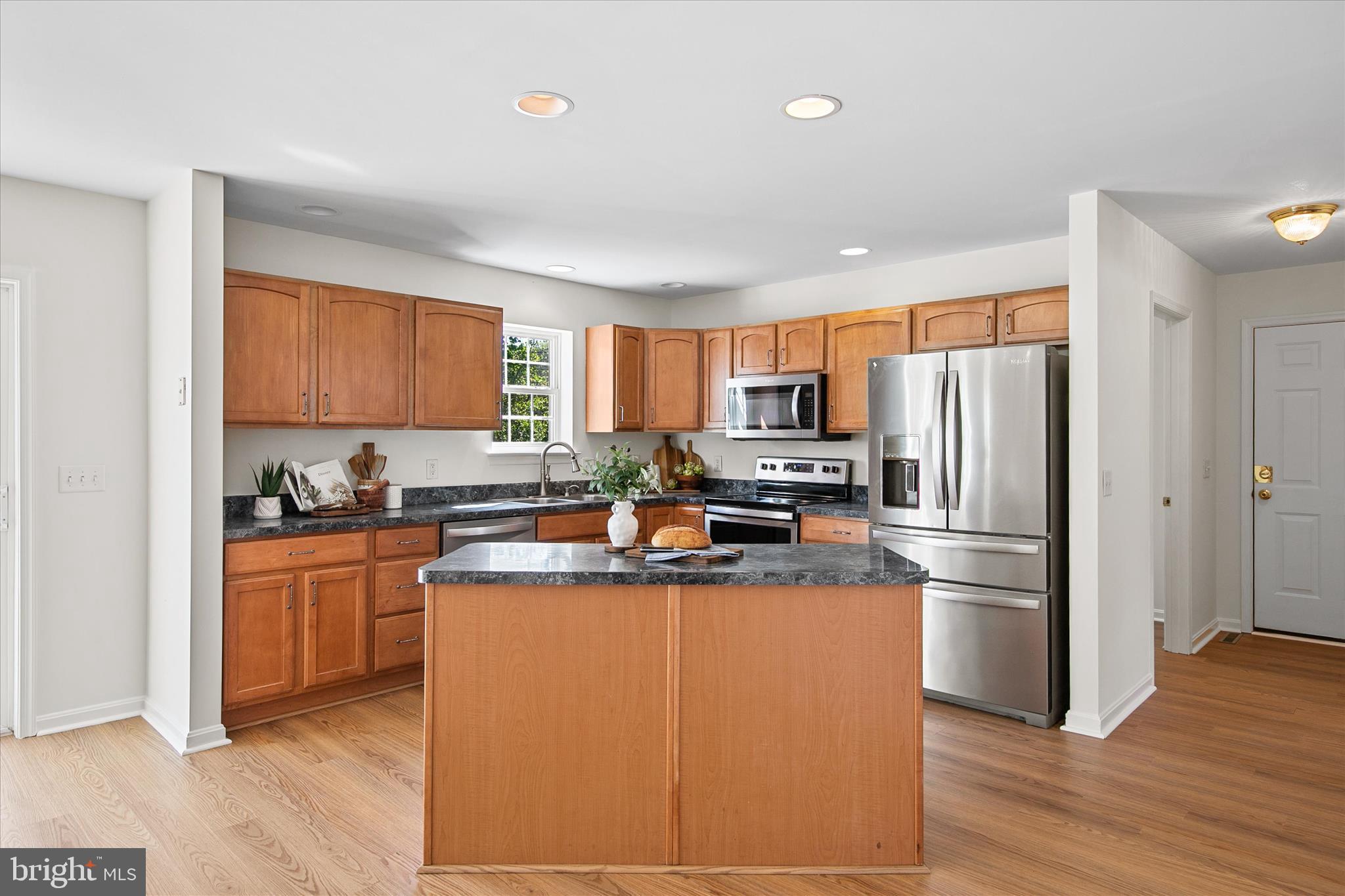 SEAWINDS - Residential