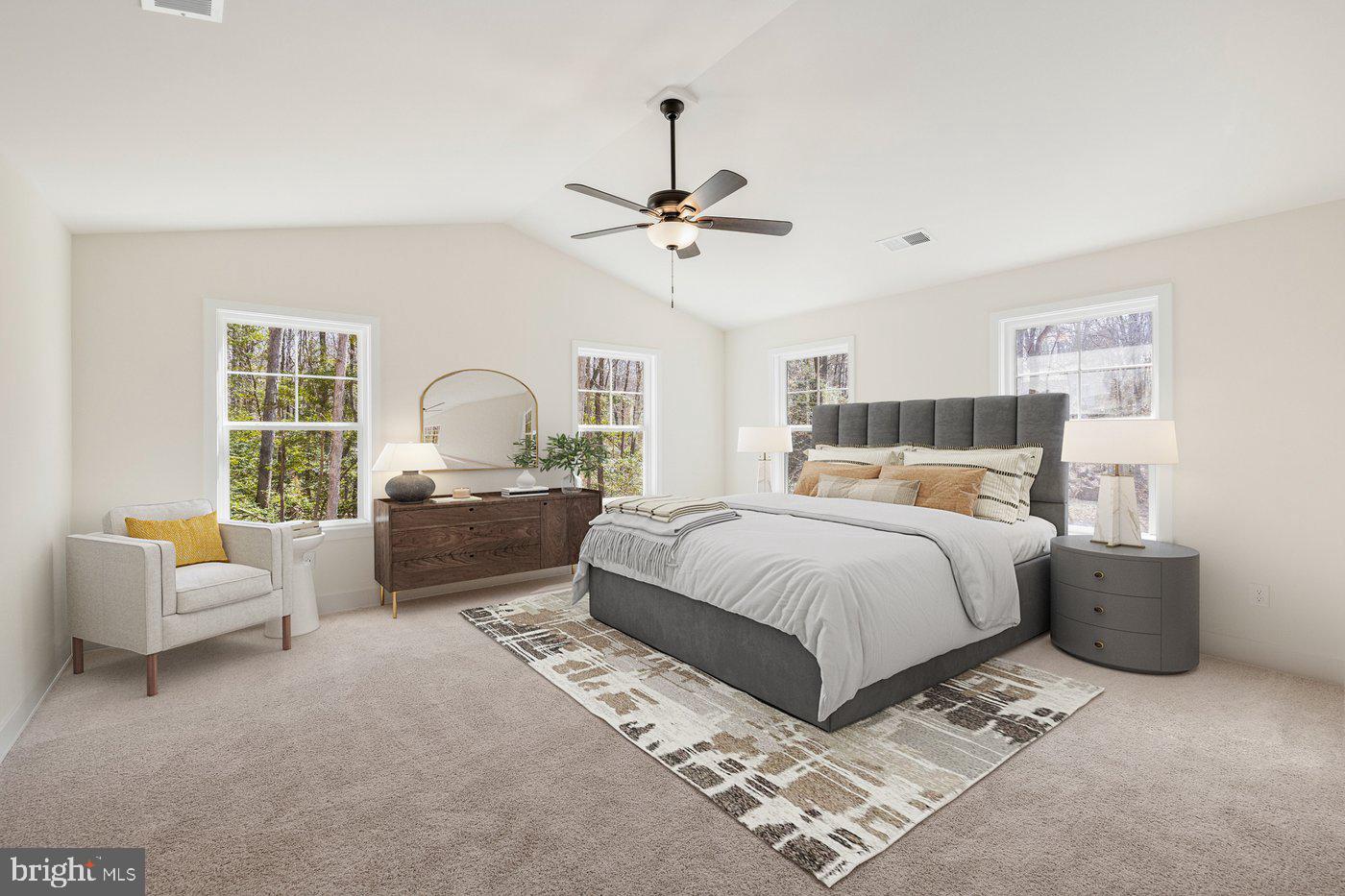 PRESIDENTIAL LAKES - Residential