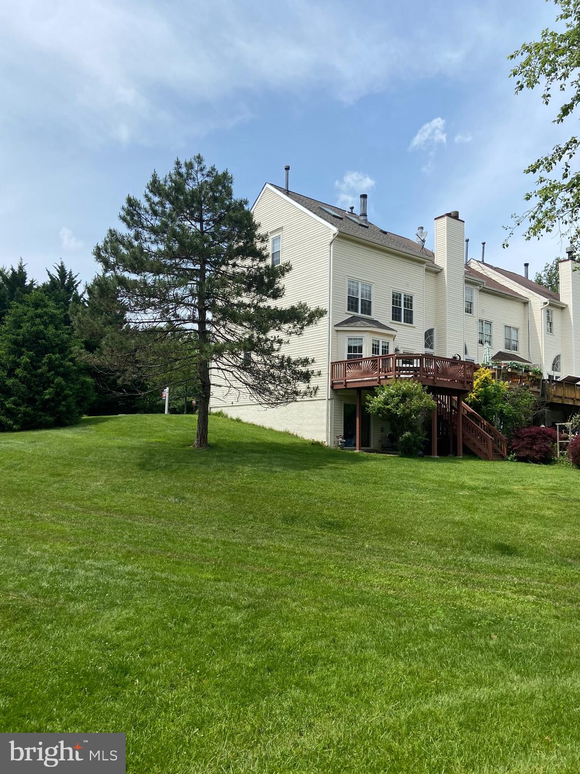 GERMANTOWN ESTATES - Residential Lease