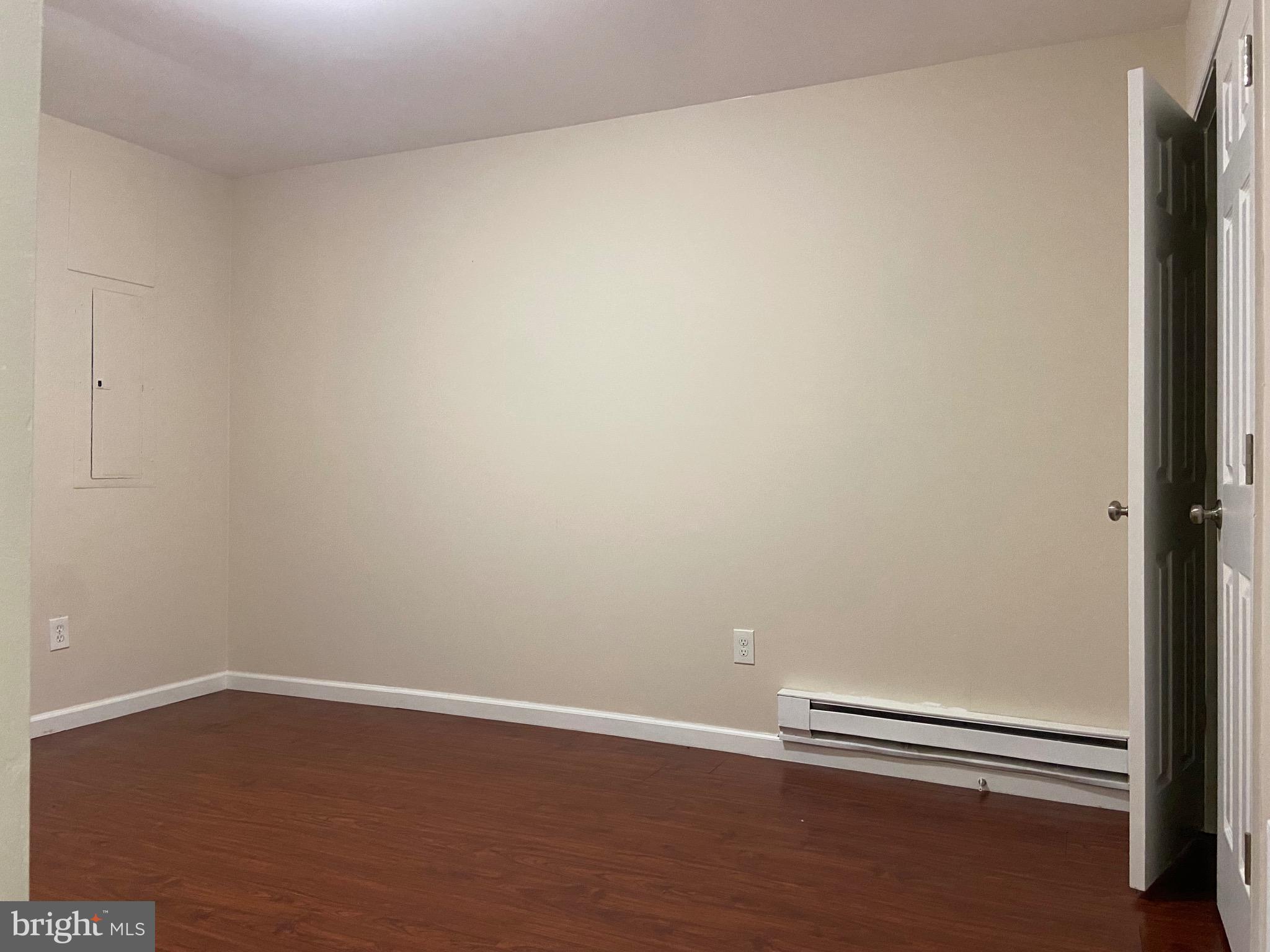 GERMANTOWN ESTATES - Residential Lease