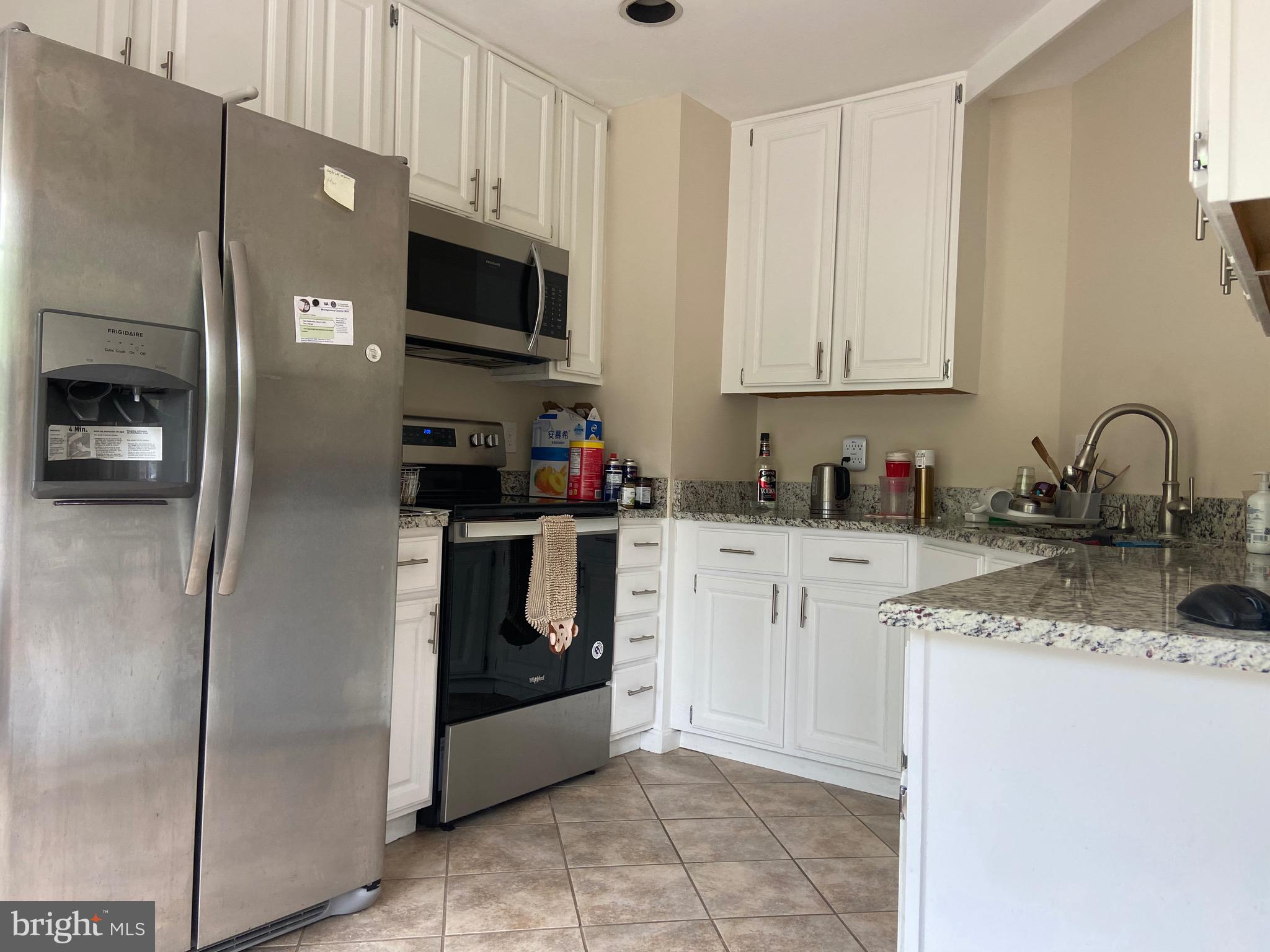 GERMANTOWN ESTATES - Residential Lease