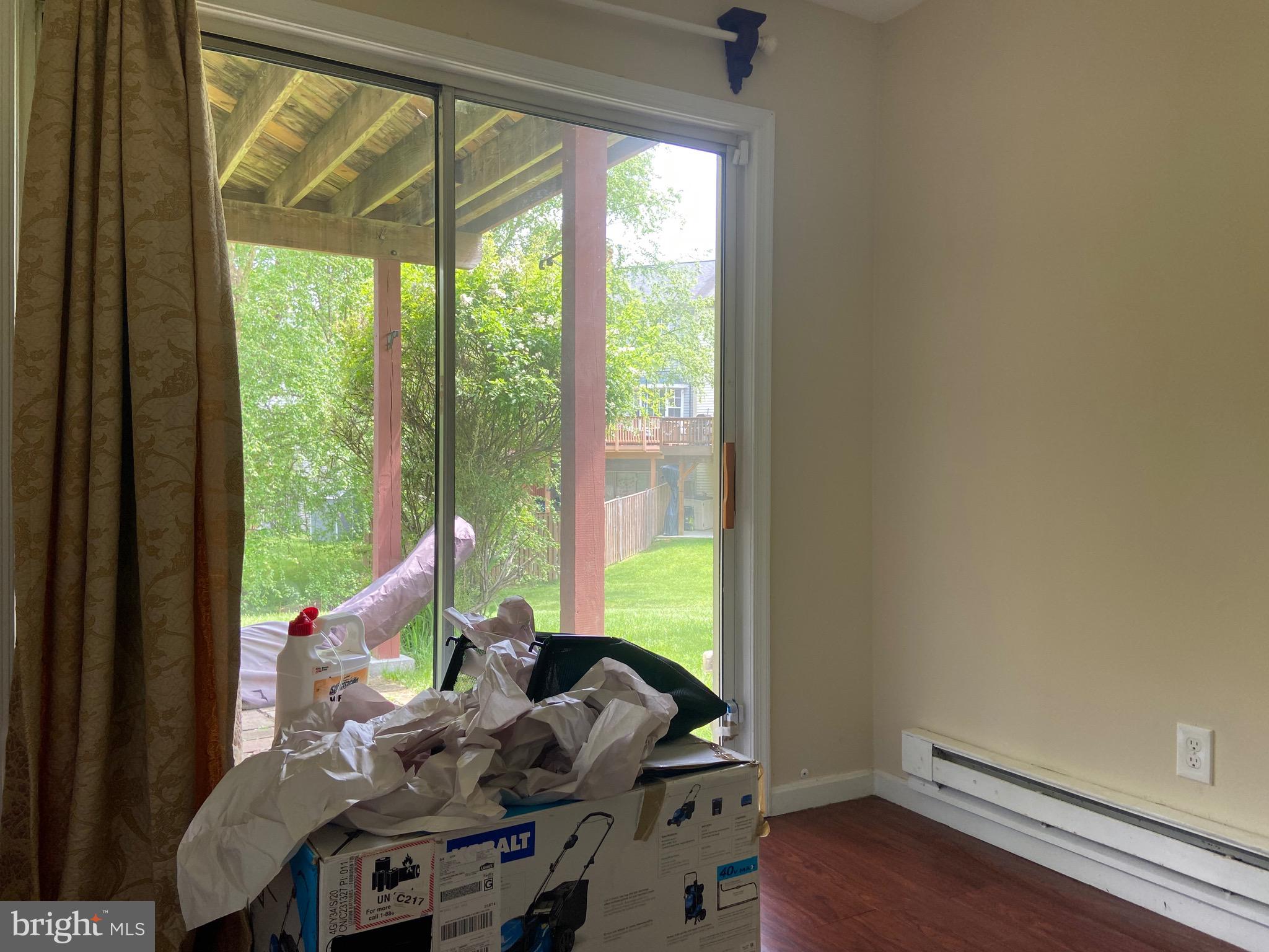 GERMANTOWN ESTATES - Residential Lease