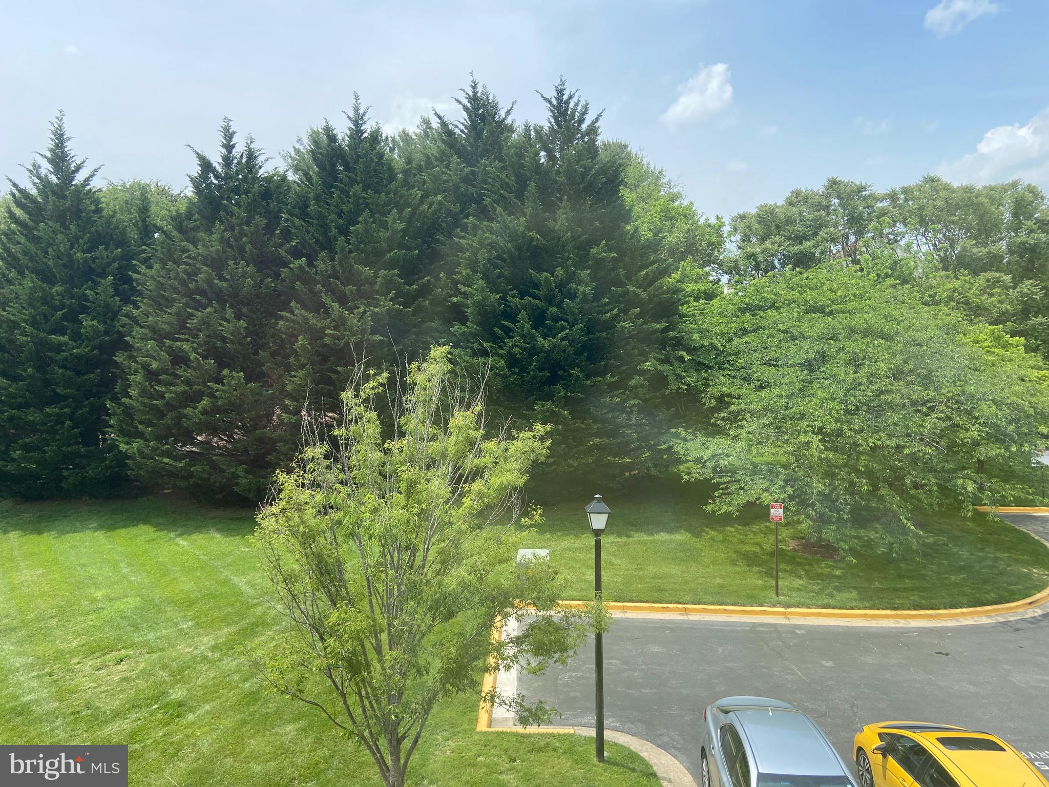 GERMANTOWN ESTATES - Residential Lease