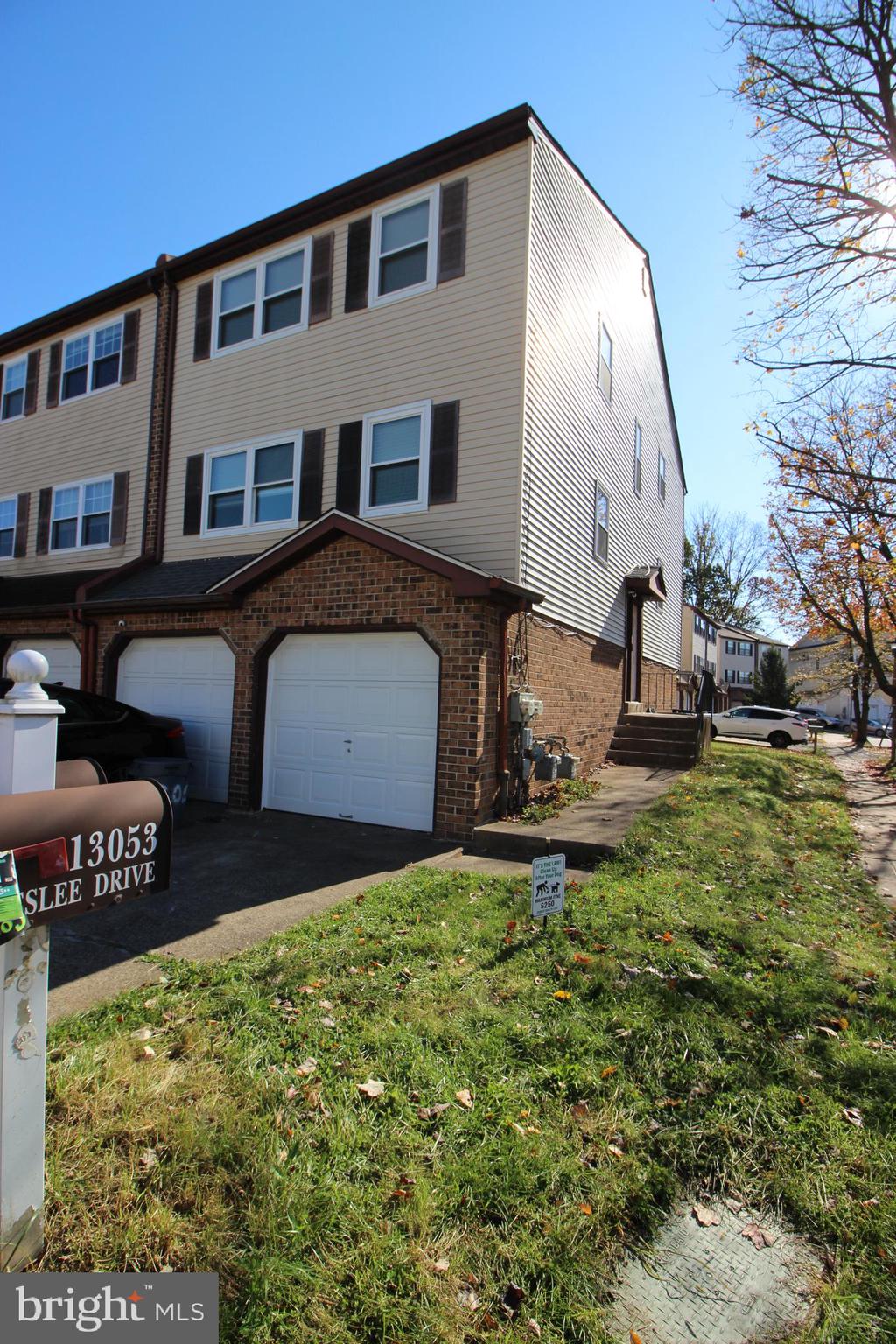 BUSTLETON - Residential Lease