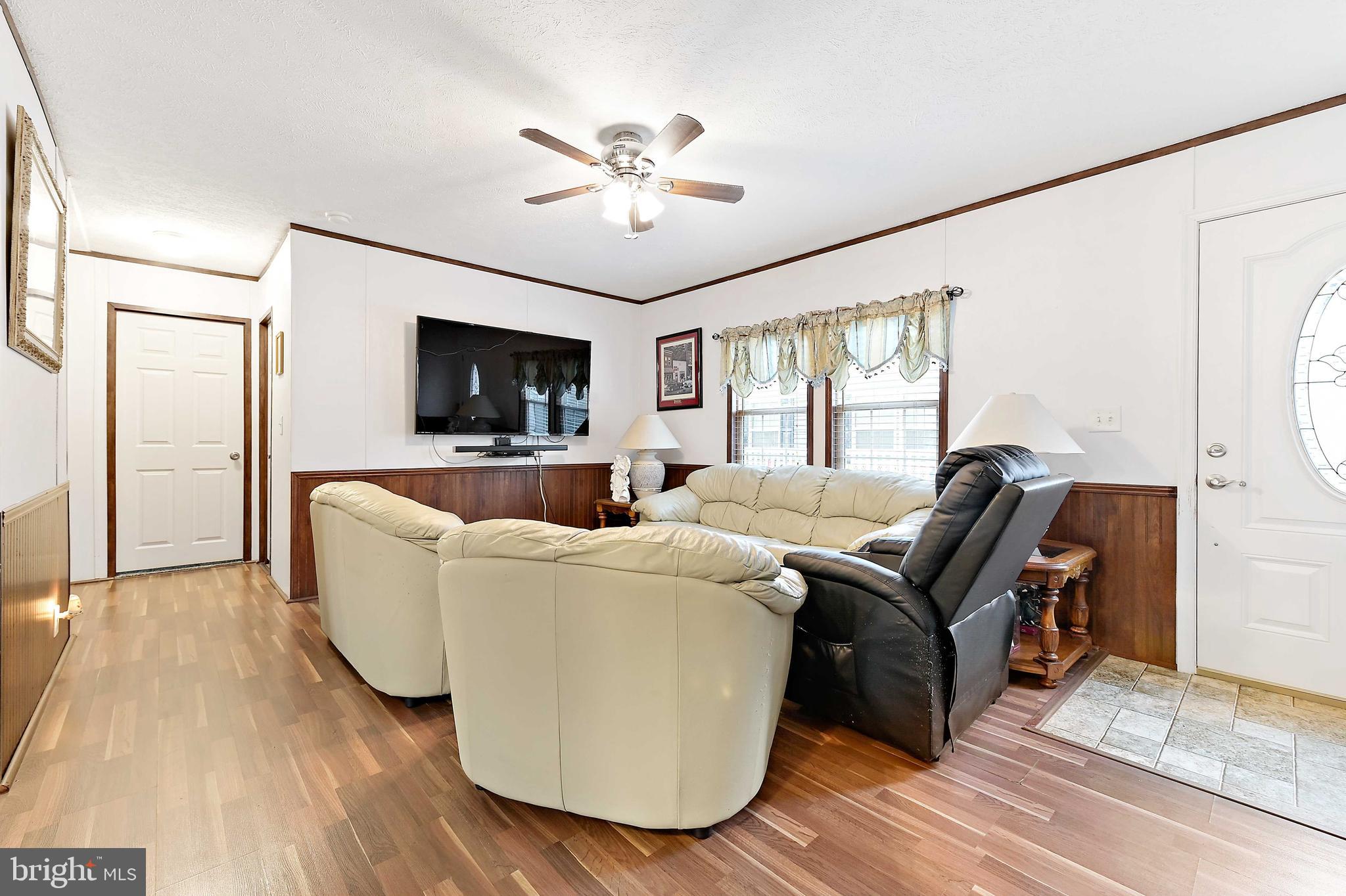 WILLIAMS ESTATES - Residential