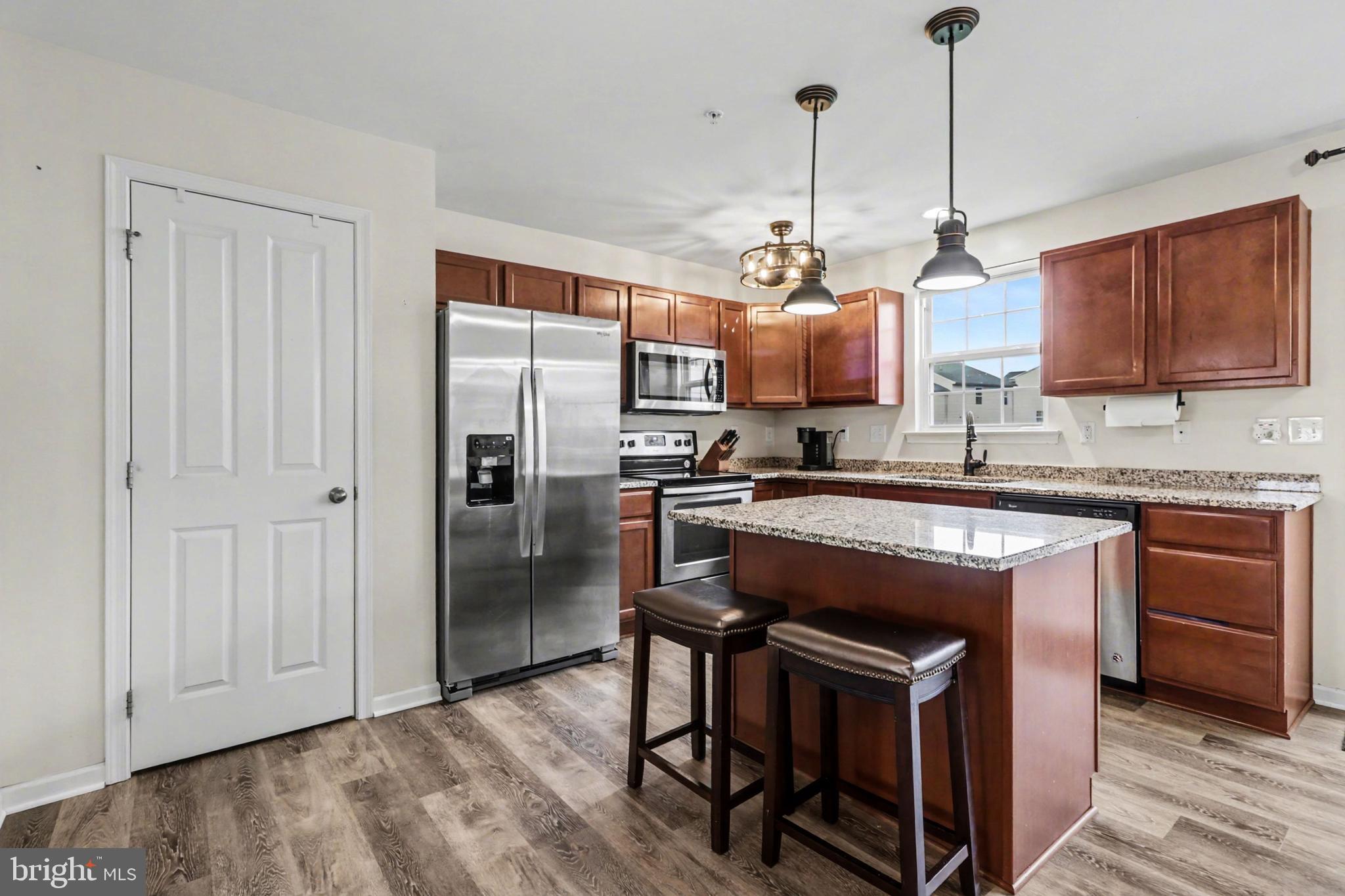 WEATHERSTONE - Residential