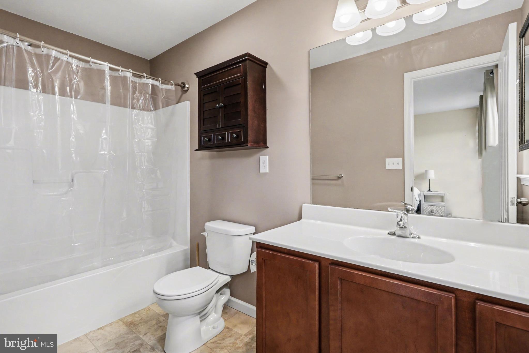 WEATHERSTONE - Residential