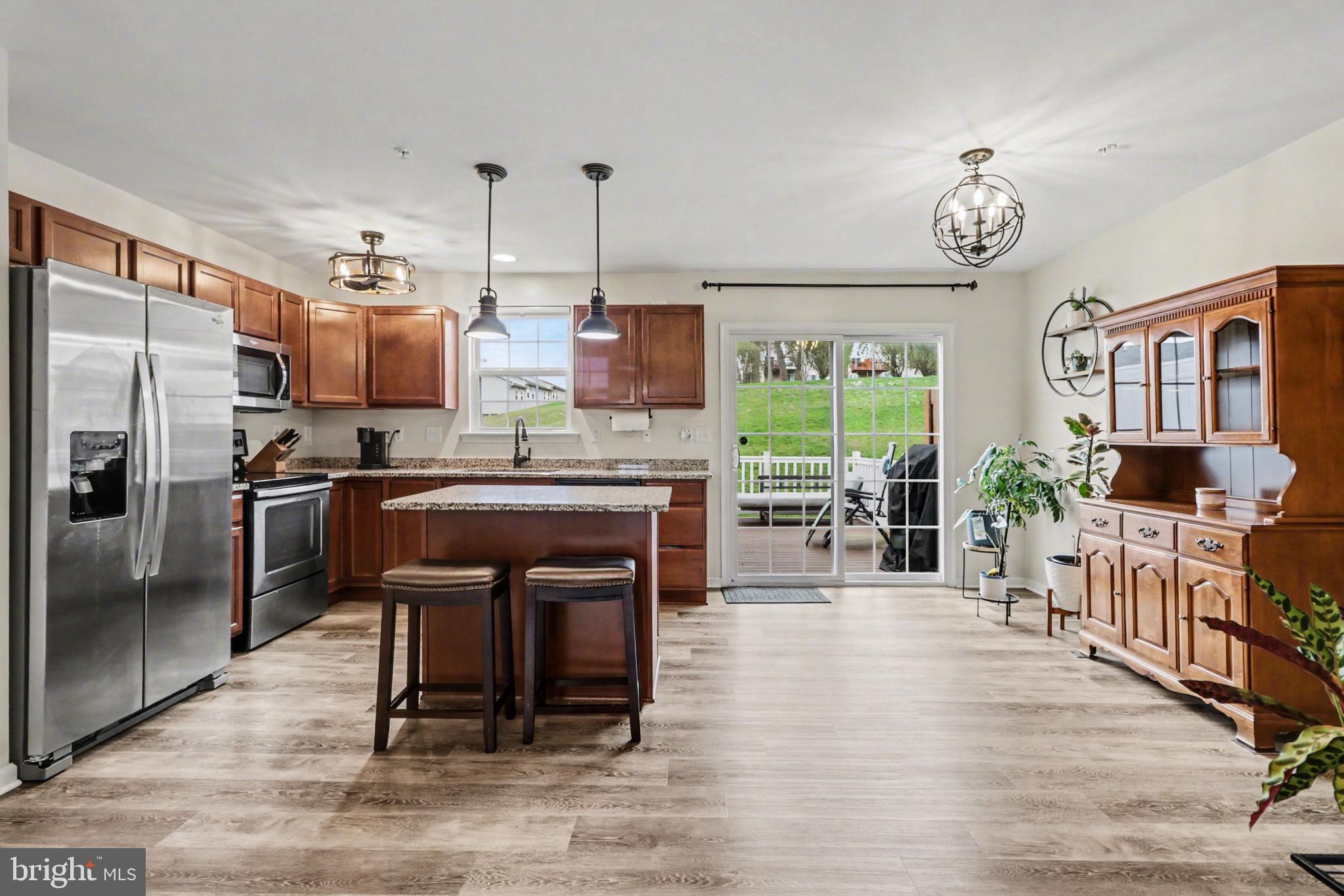 WEATHERSTONE - Residential