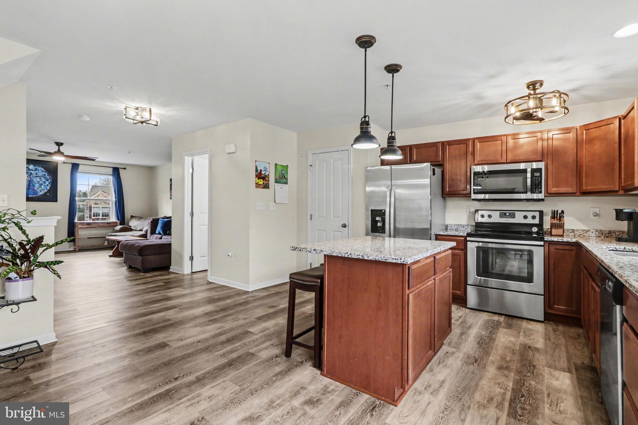 WEATHERSTONE - Residential