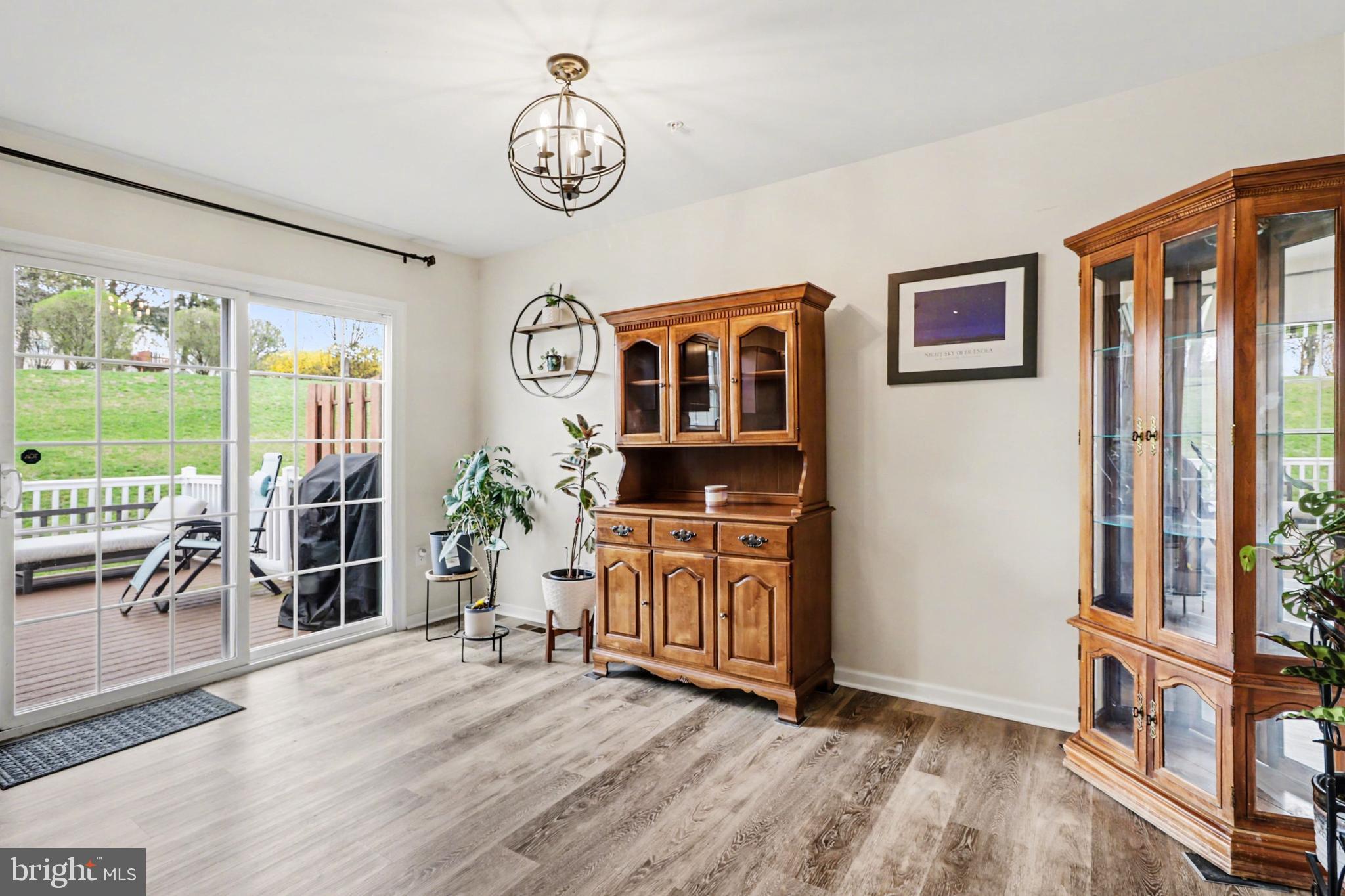 WEATHERSTONE - Residential