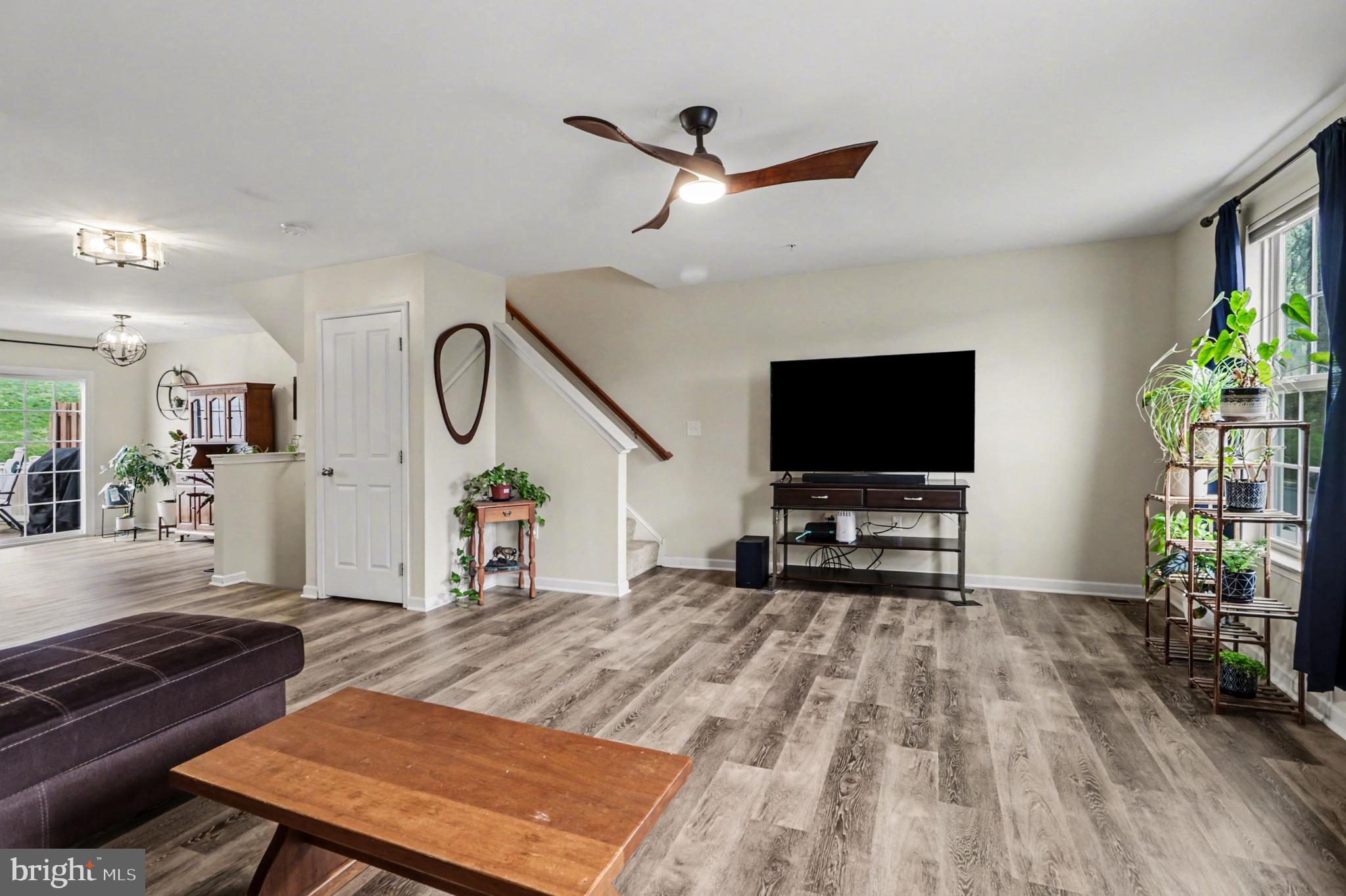 WEATHERSTONE - Residential