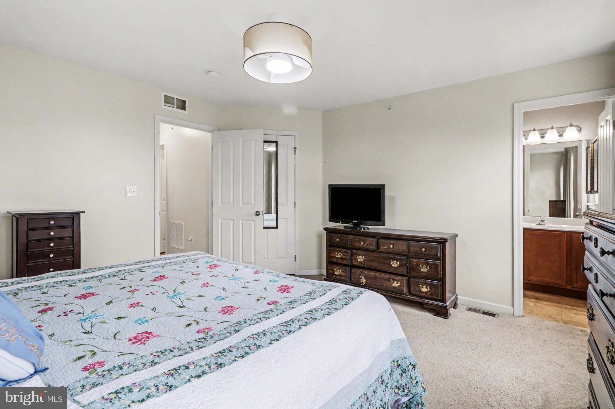 WEATHERSTONE - Residential