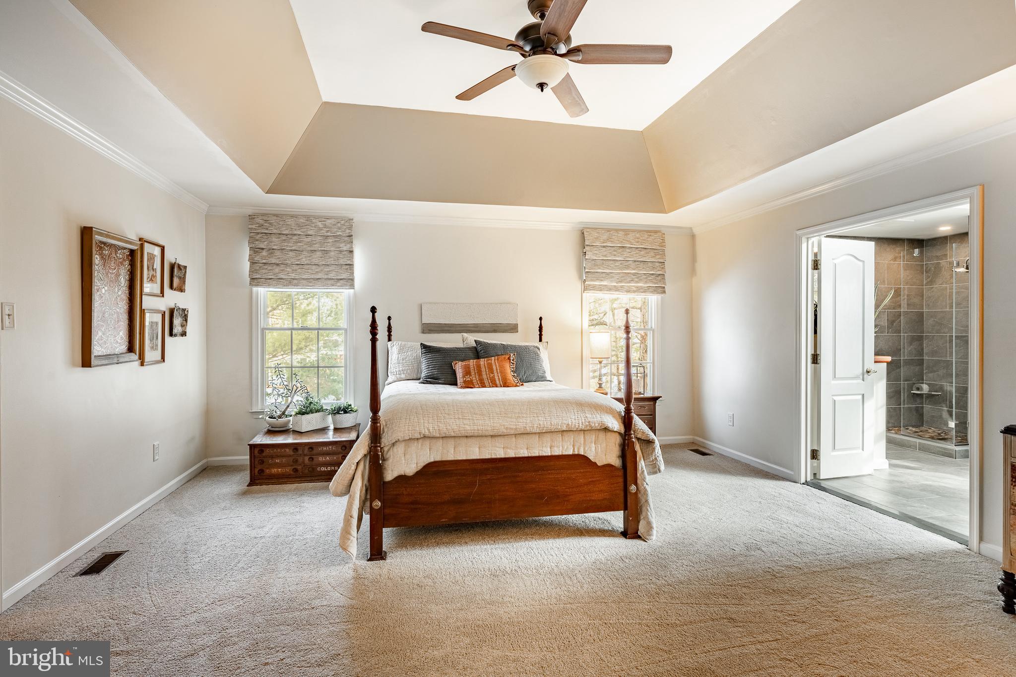 LAKERIDGE - Residential