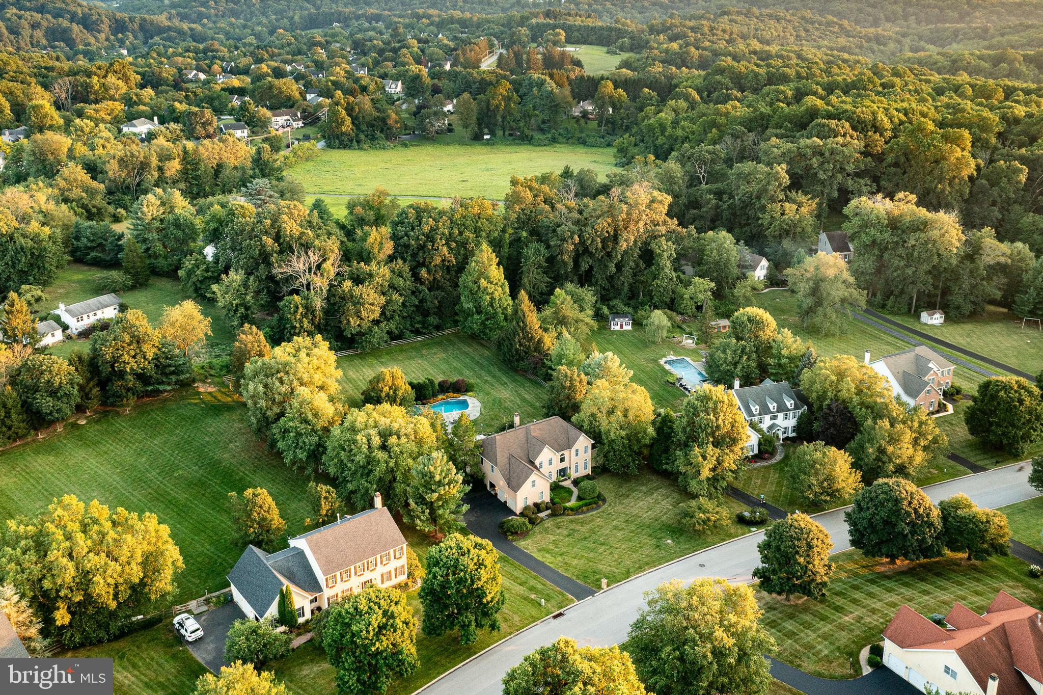 LAKERIDGE - Residential