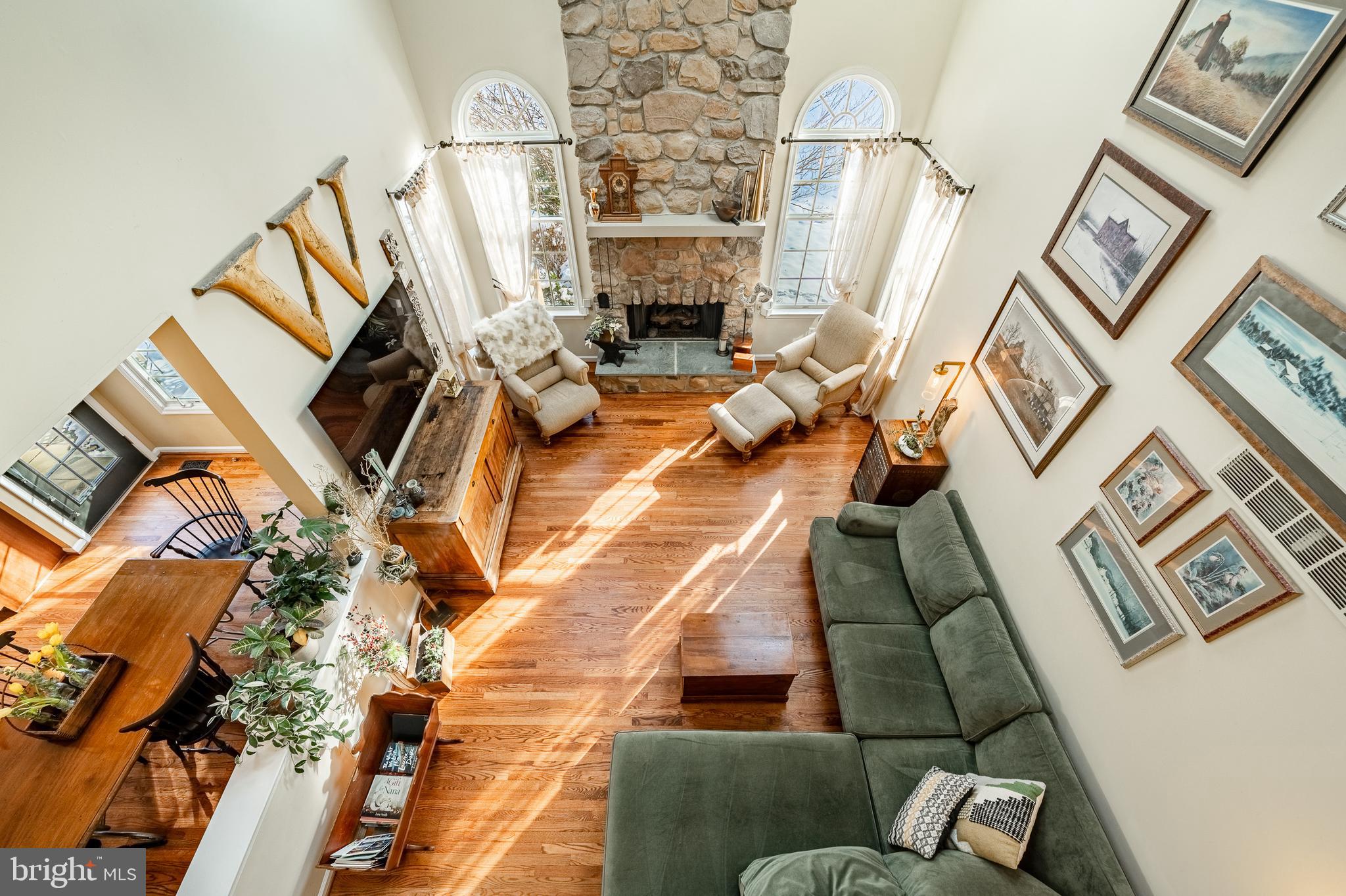 LAKERIDGE - Residential