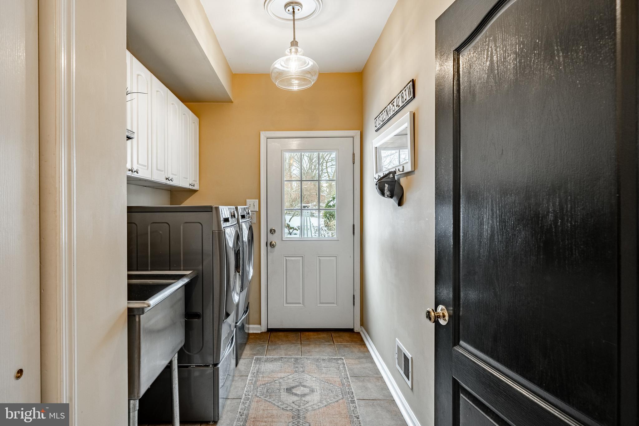 LAKERIDGE - Residential