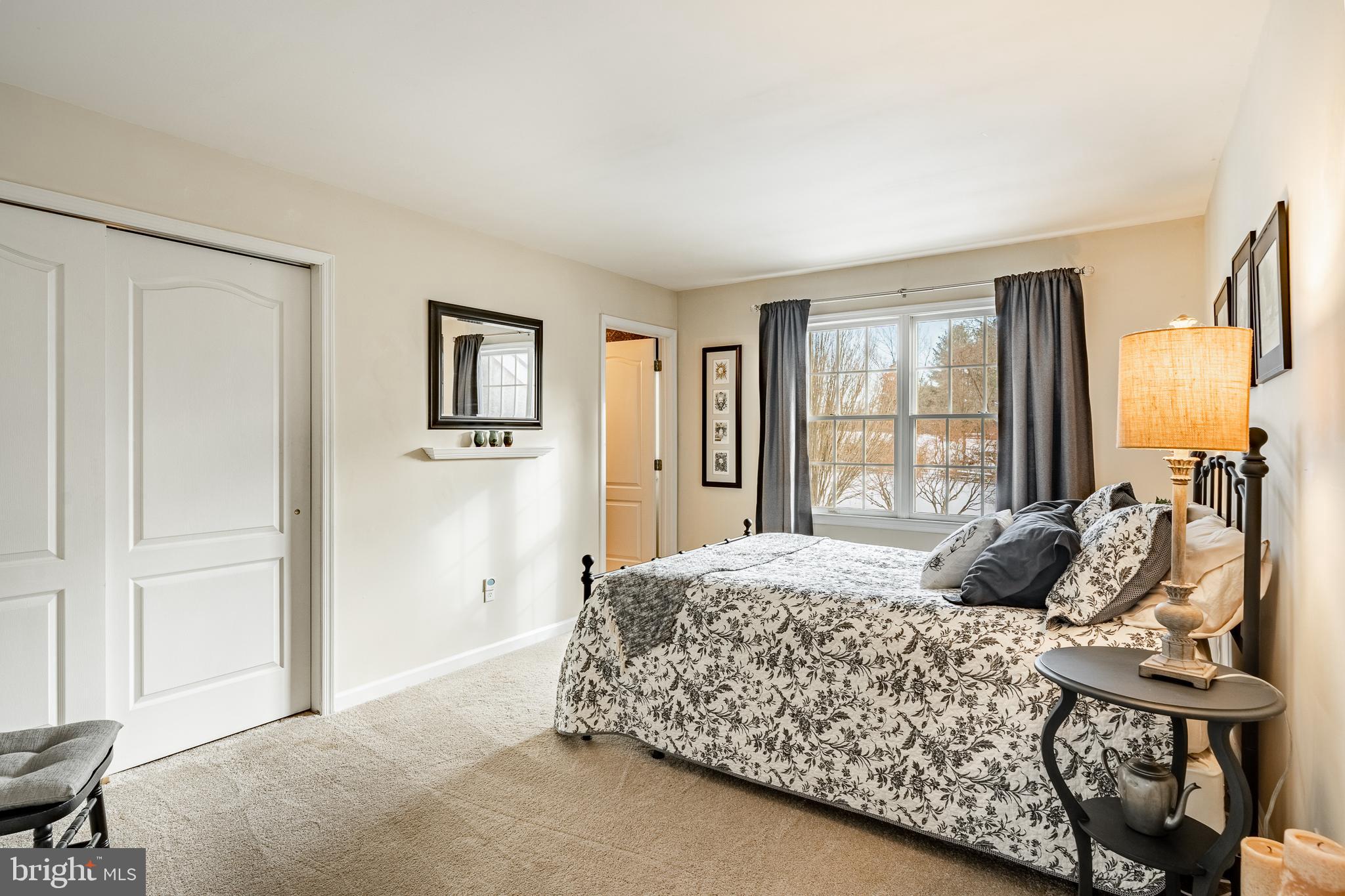 LAKERIDGE - Residential