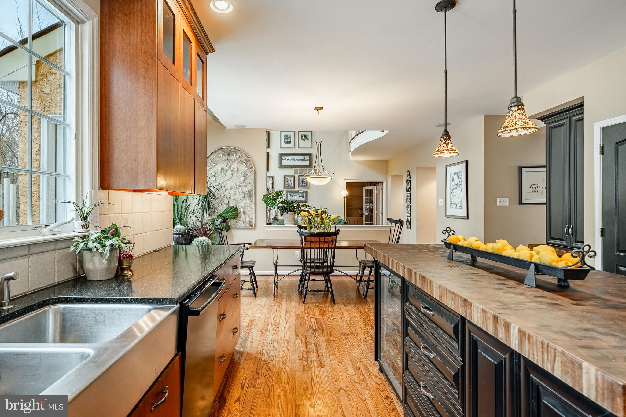 LAKERIDGE - Residential