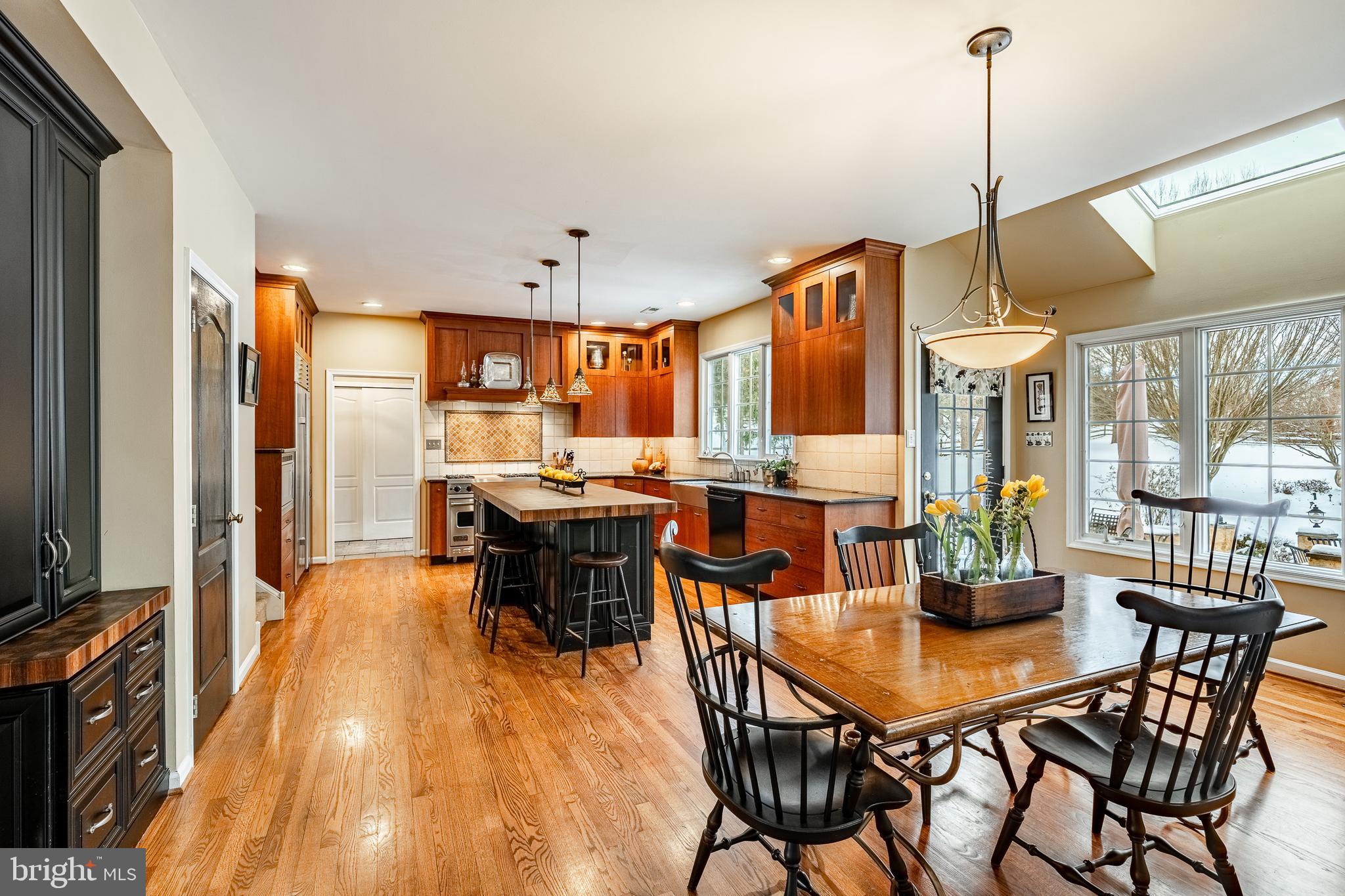 LAKERIDGE - Residential