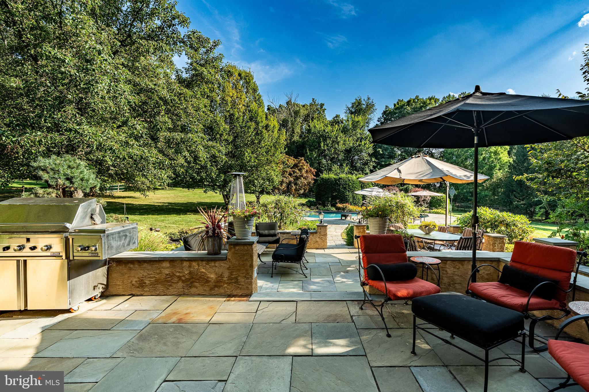 LAKERIDGE - Residential