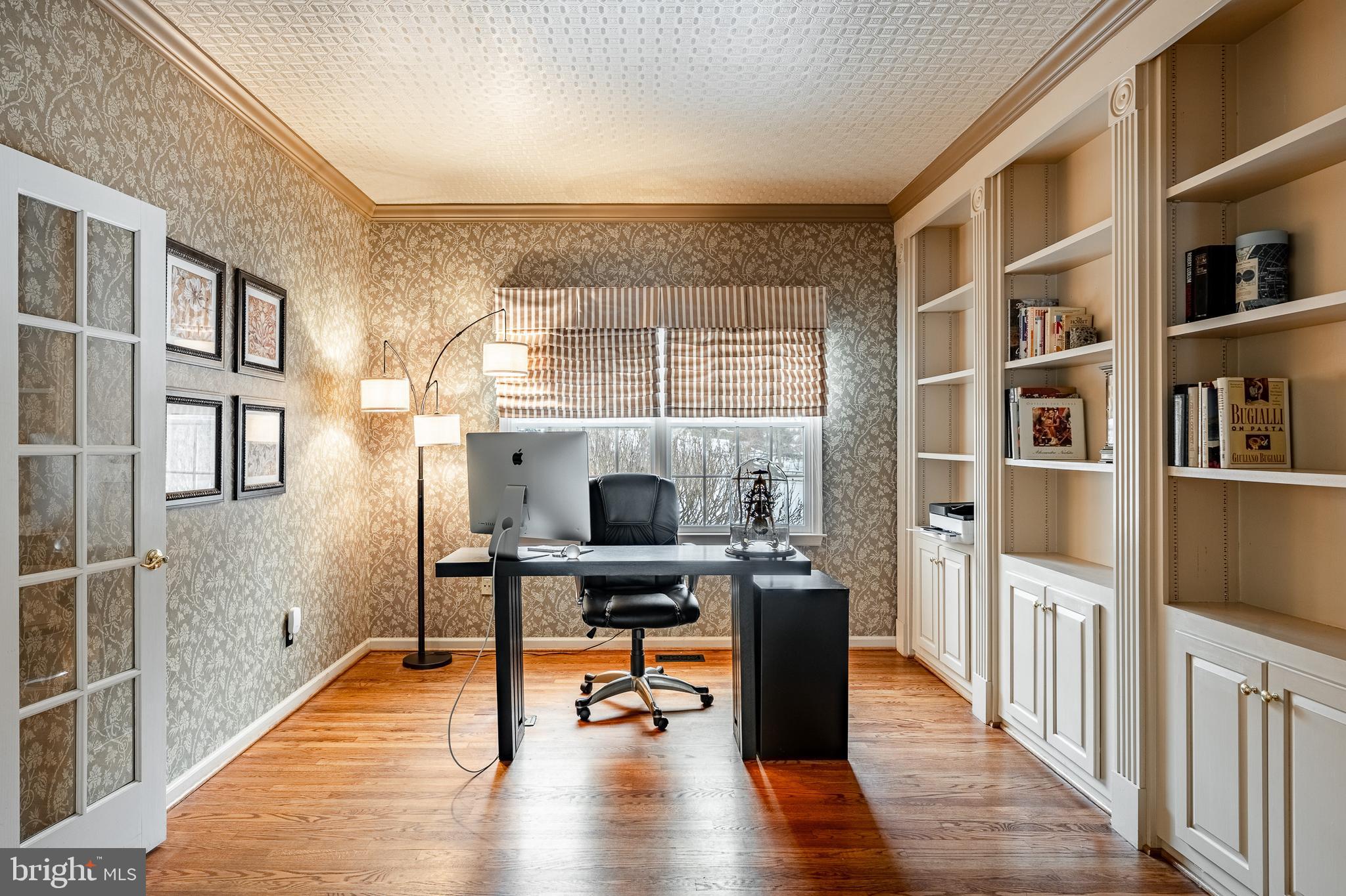 LAKERIDGE - Residential