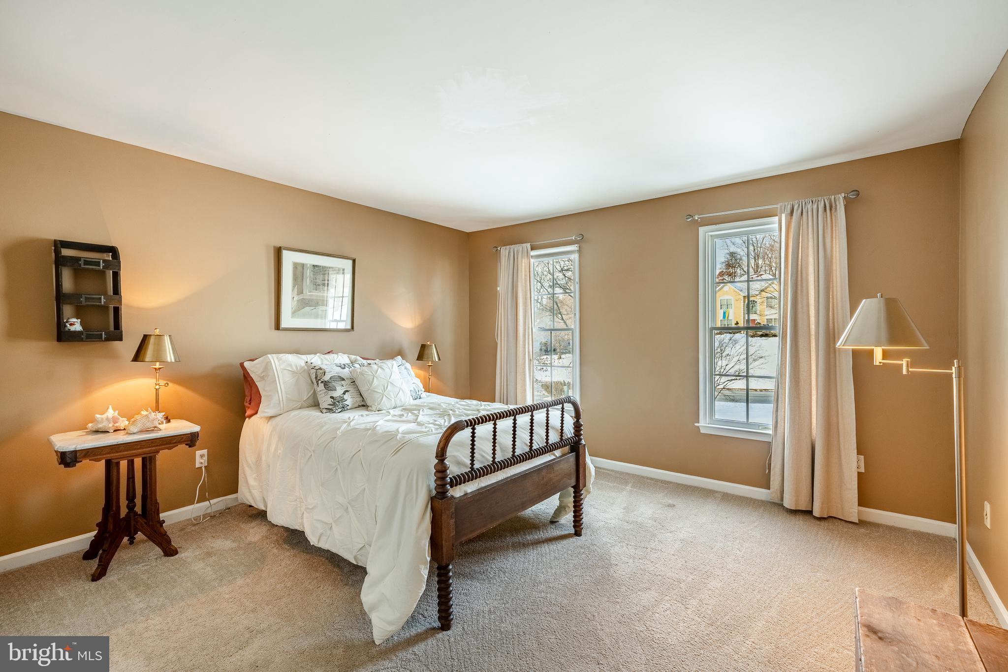 LAKERIDGE - Residential