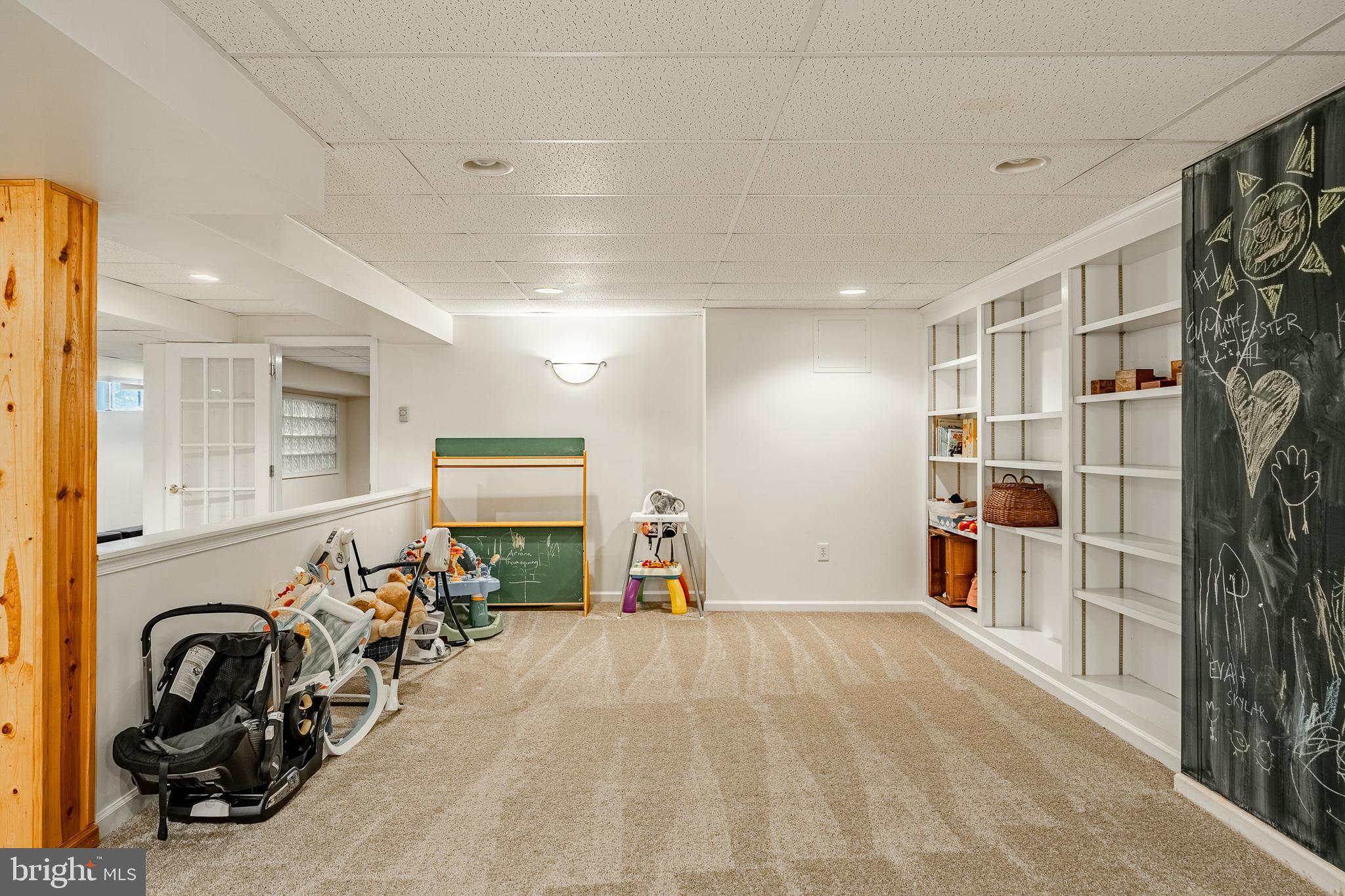 LAKERIDGE - Residential