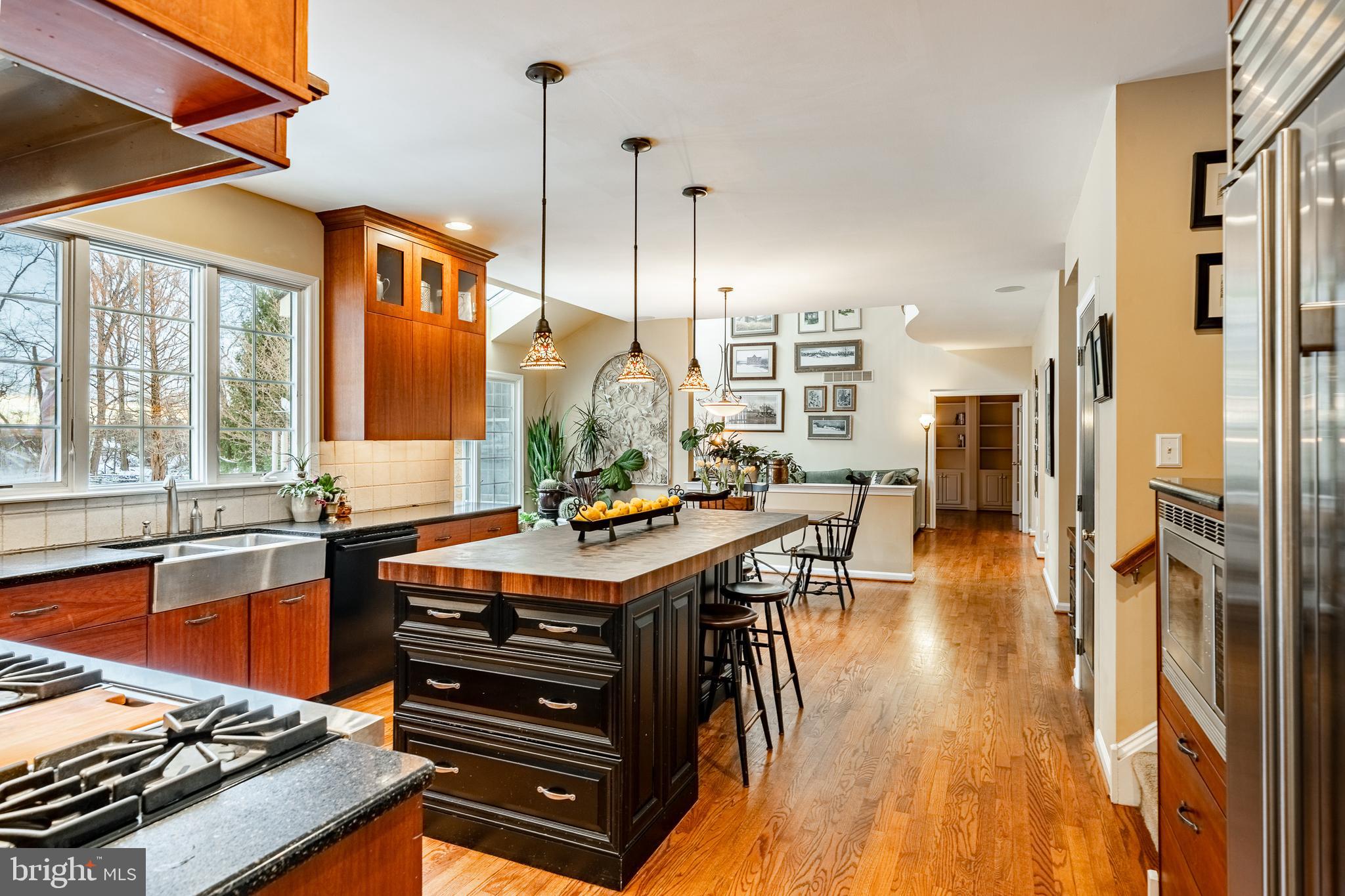 LAKERIDGE - Residential