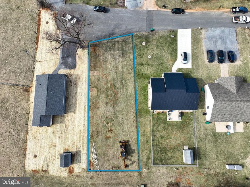 Your opportunity for land in the Town of Luray ready for your dream home plans. Nice level lot with mountain views! Water and sewer hookups are available. Conveniently located near downtown shopping, a beautiful park, and restaurants all within a short drive. Enjoy the activities of the Shenandoah Valley while living in a peaceful town.