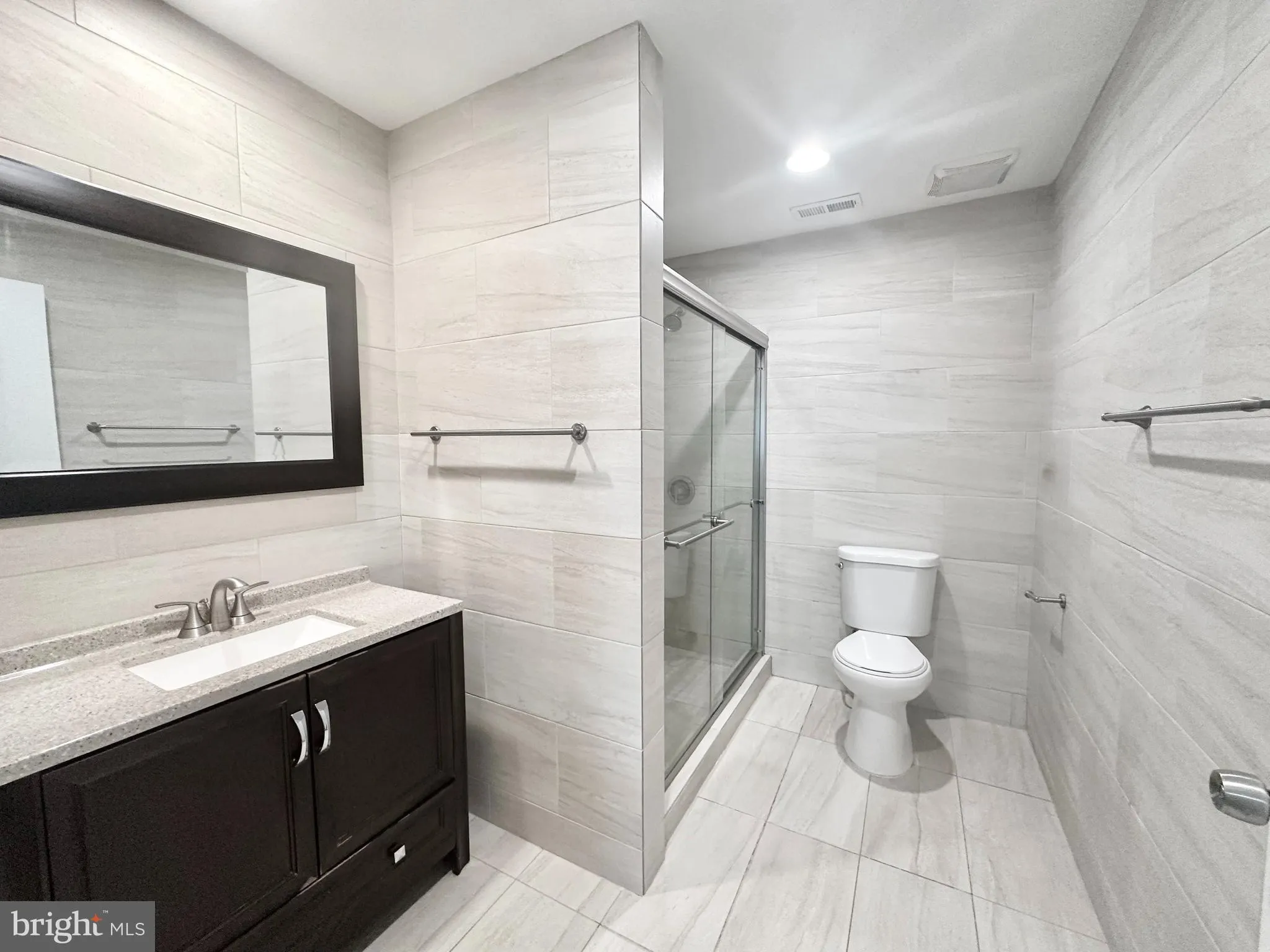 Mount Laurel, New Jersey 08054, United States, 2 Bedrooms Bedrooms, ,2 BathroomsBathrooms,Residential,Active,191272