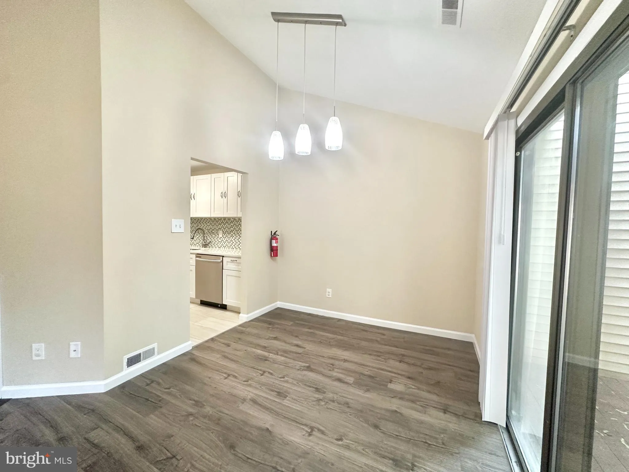 Mount Laurel, New Jersey 08054, United States, 2 Bedrooms Bedrooms, ,2 BathroomsBathrooms,Residential,Active,191272