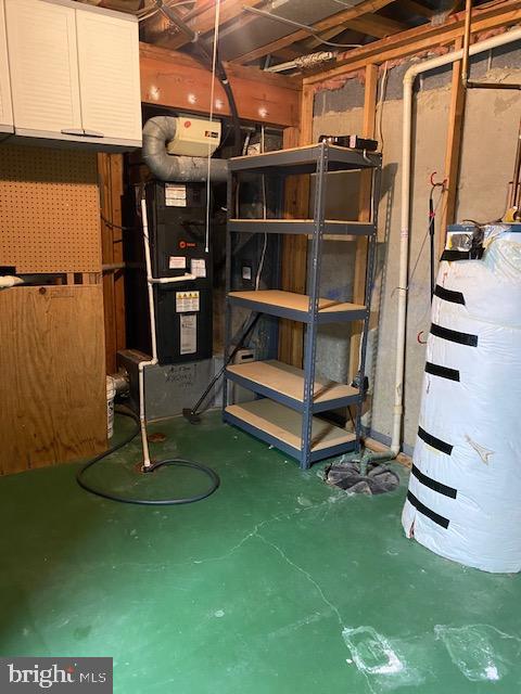 GLENWOOD MANOR - Residential Lease