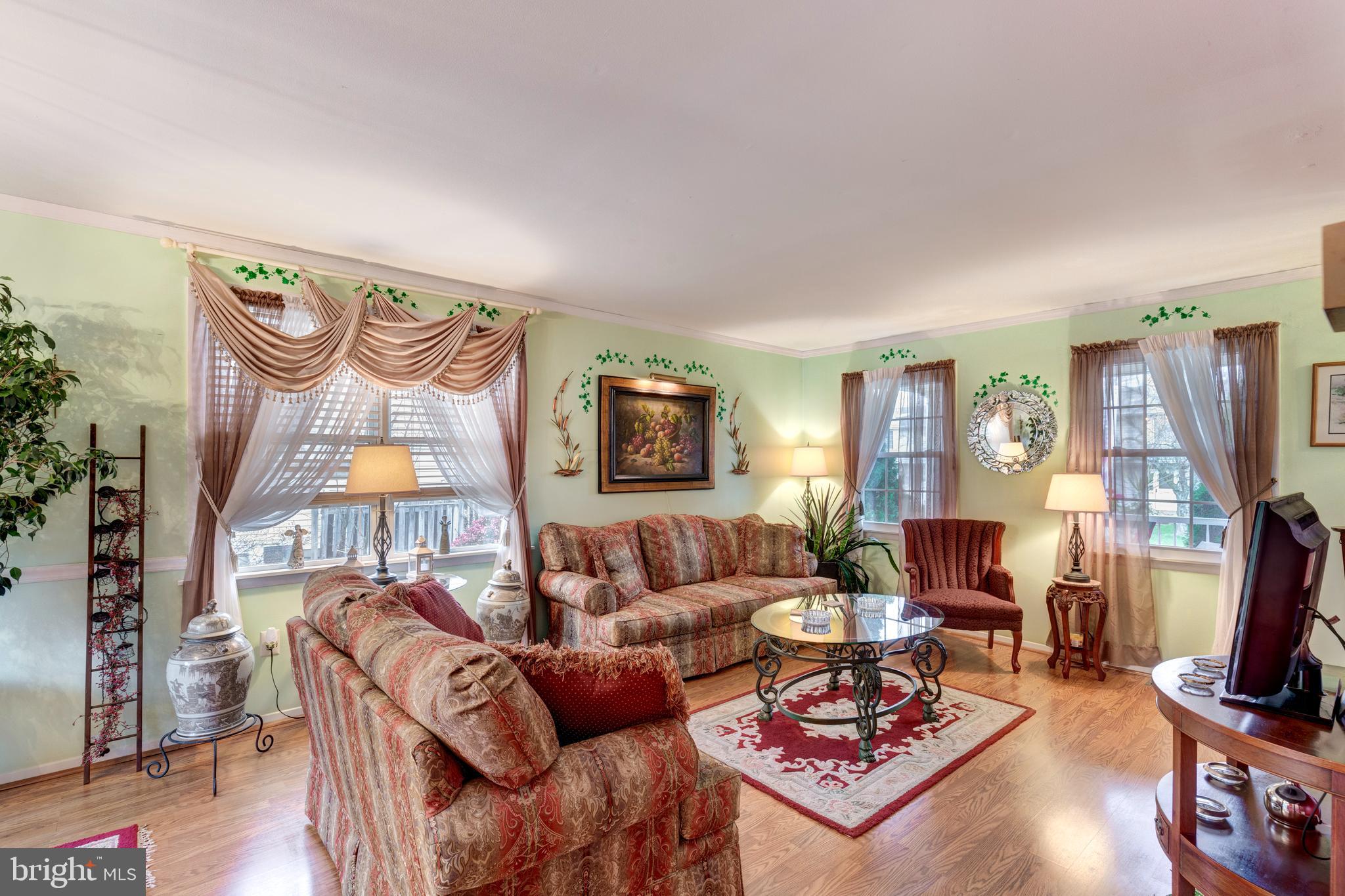 KIMBERLY VILLAGE - Residential