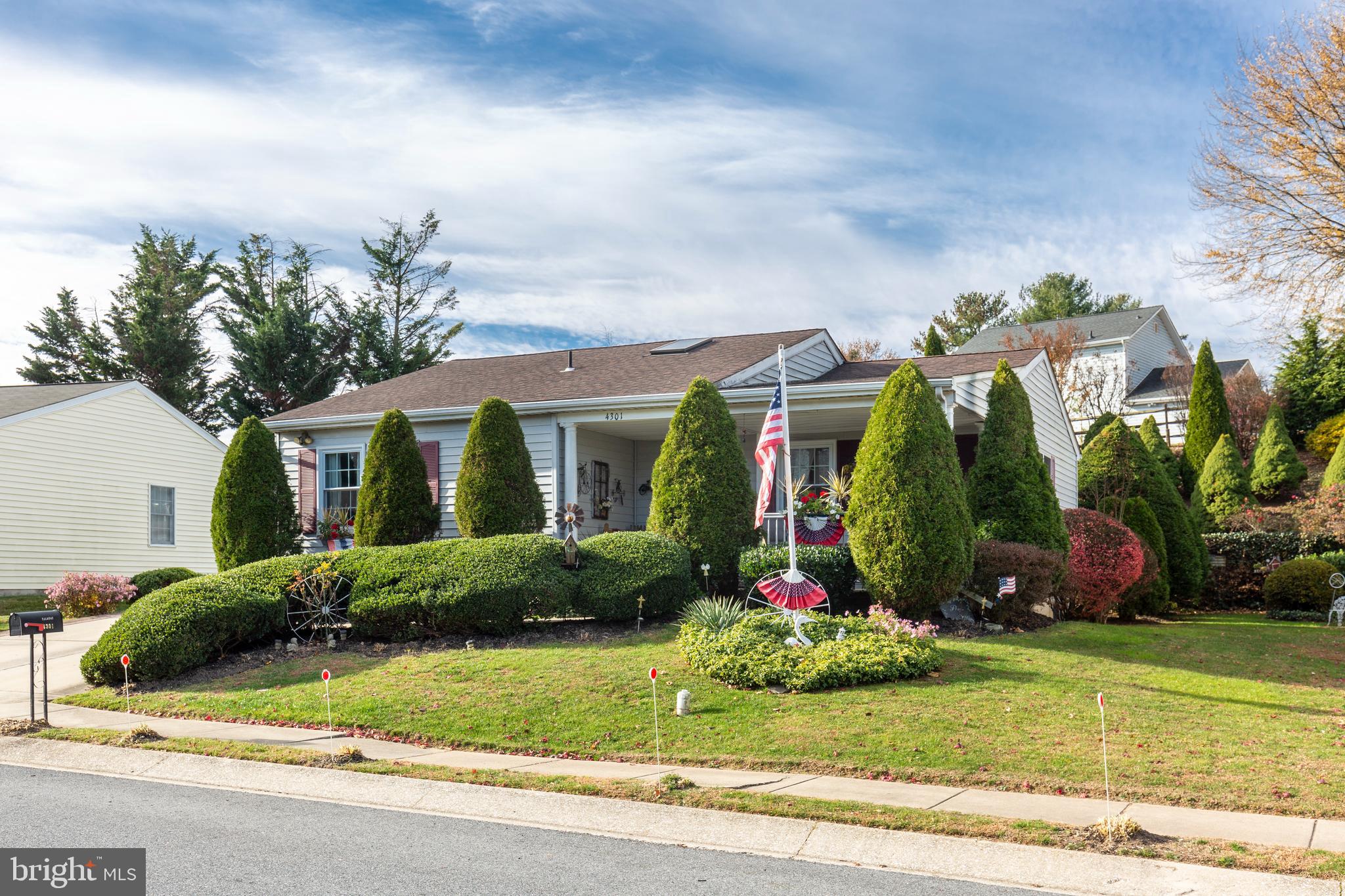 KIMBERLY VILLAGE - Residential