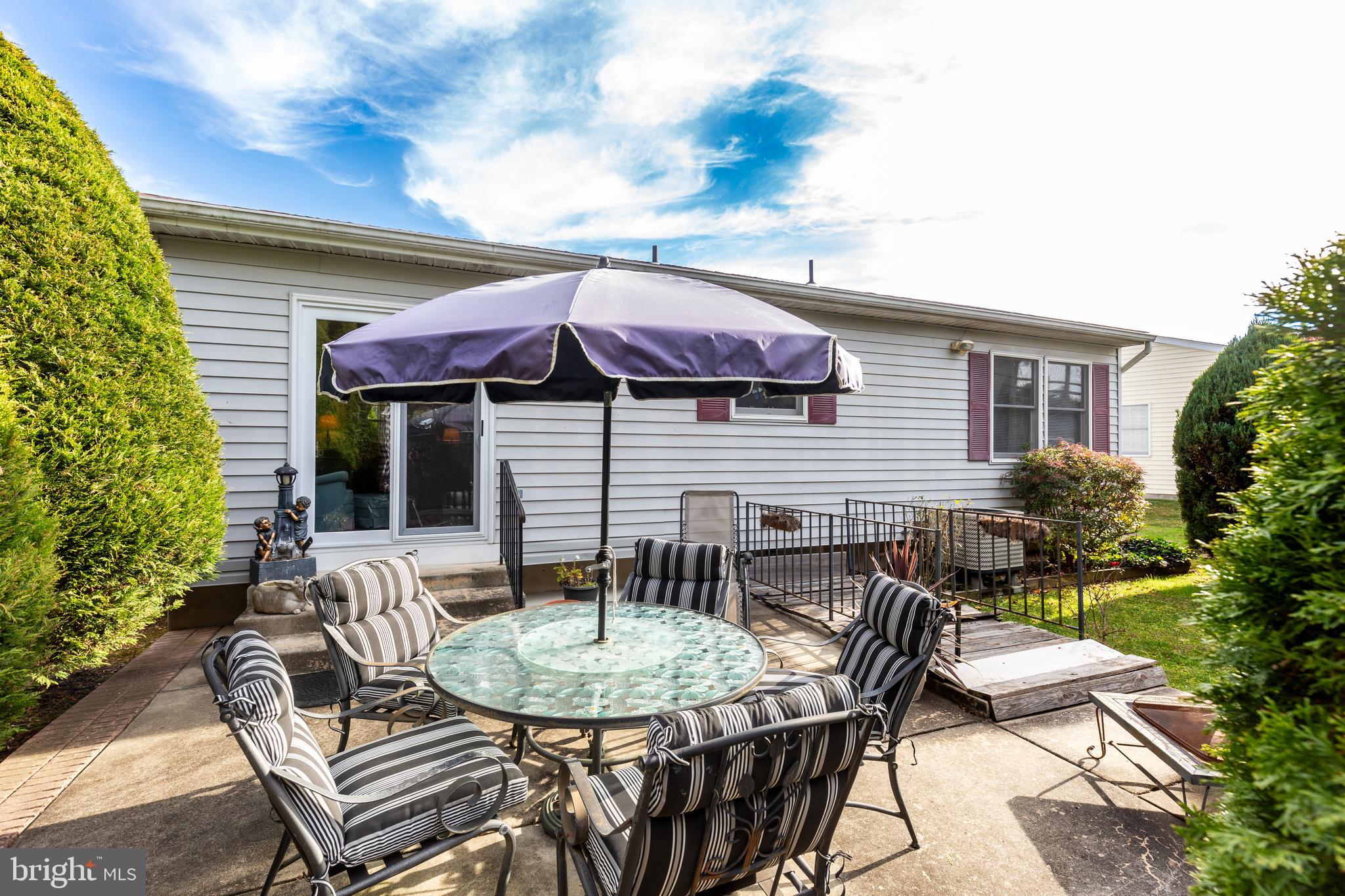 KIMBERLY VILLAGE - Residential