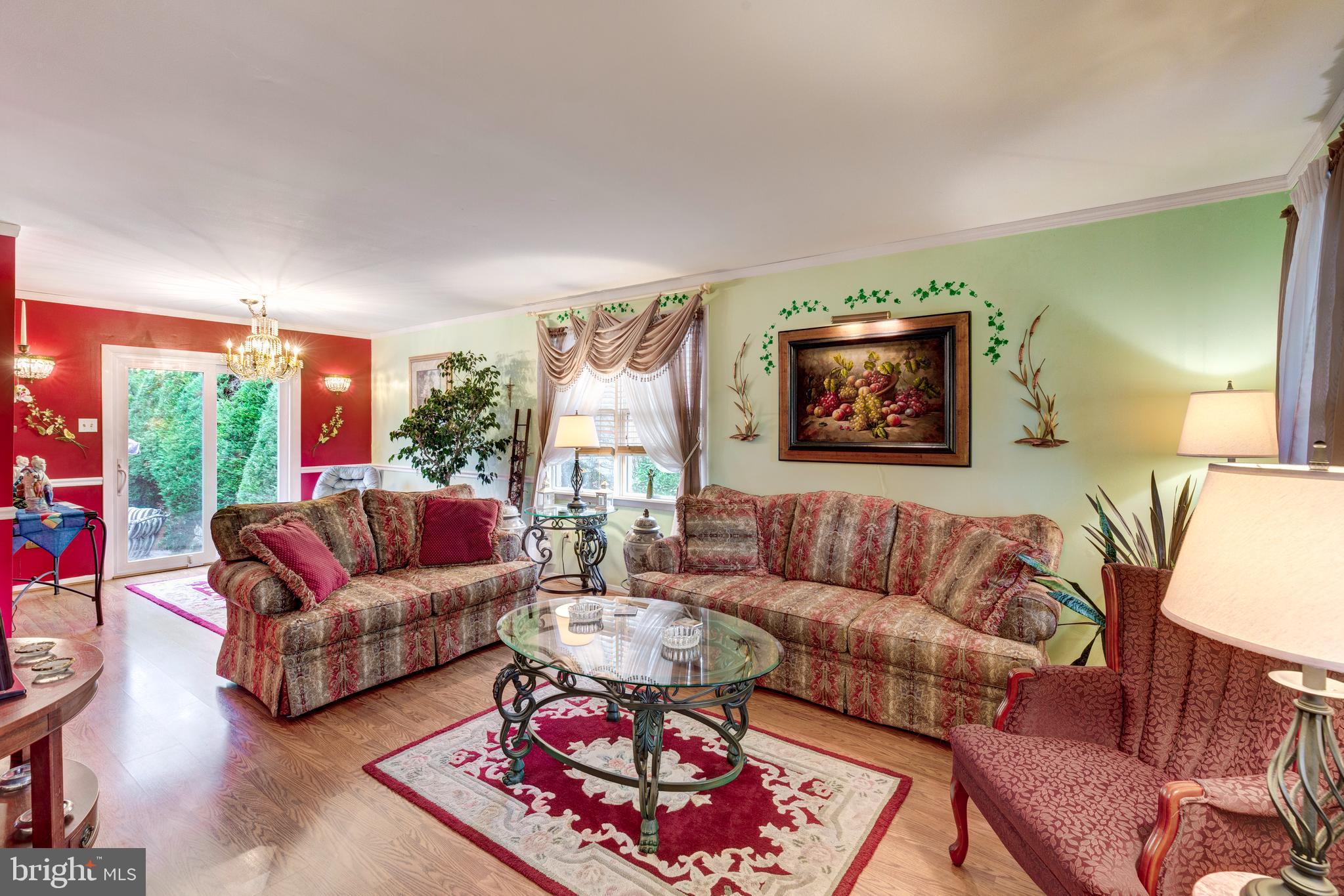 KIMBERLY VILLAGE - Residential