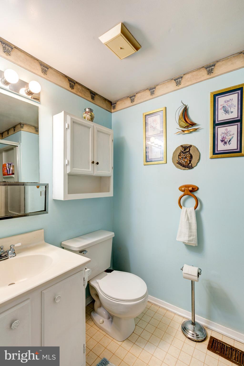 KIMBERLY VILLAGE - Residential